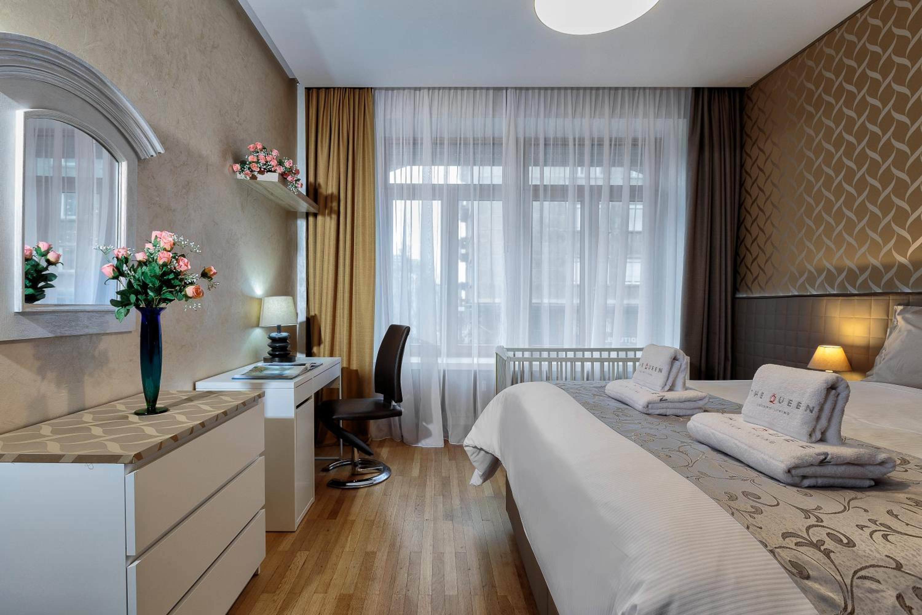 The Queen Luxury Apartments - Villa Liberty