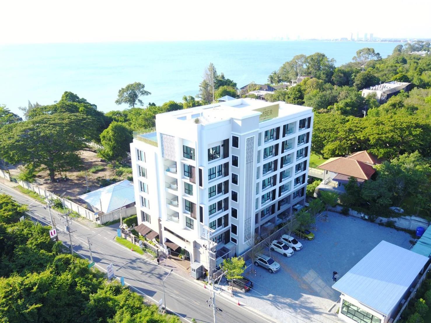 Hotel Deamber Bangsare Pattaya - Image 1