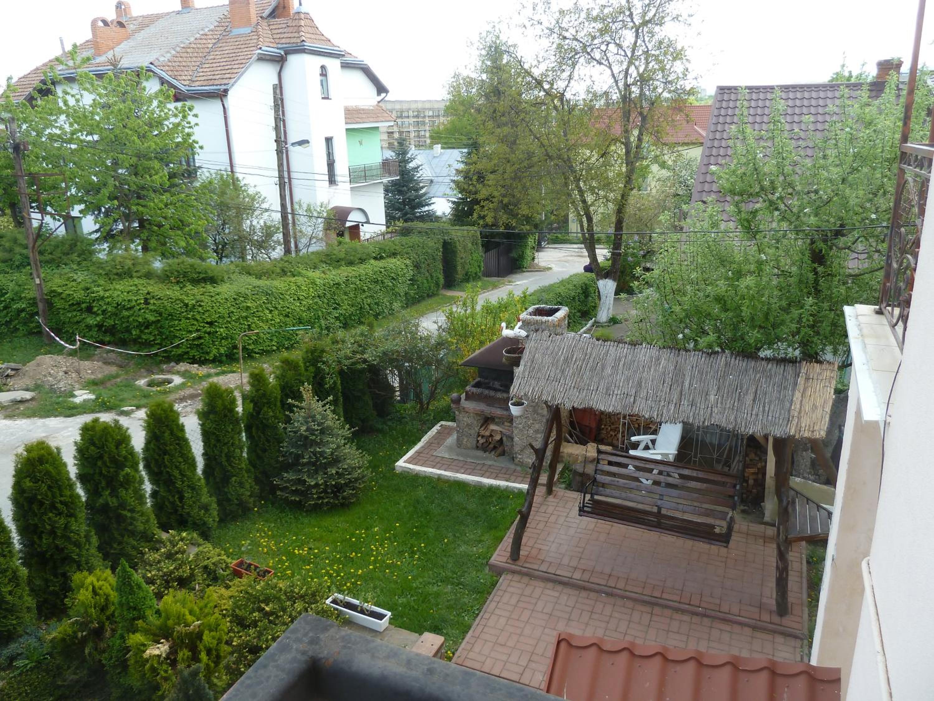 Photo 18