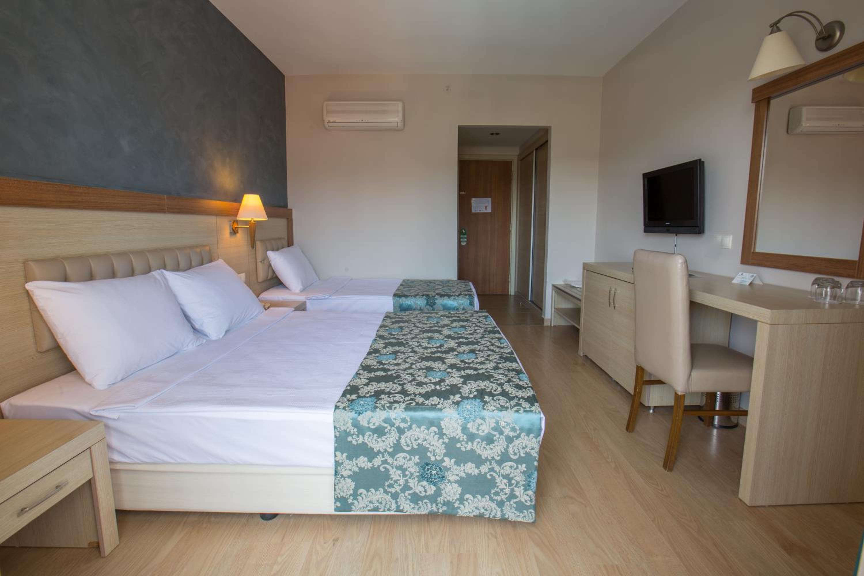 Side Vacations - Side Aquamarin Resort  Spa - Property Image 3