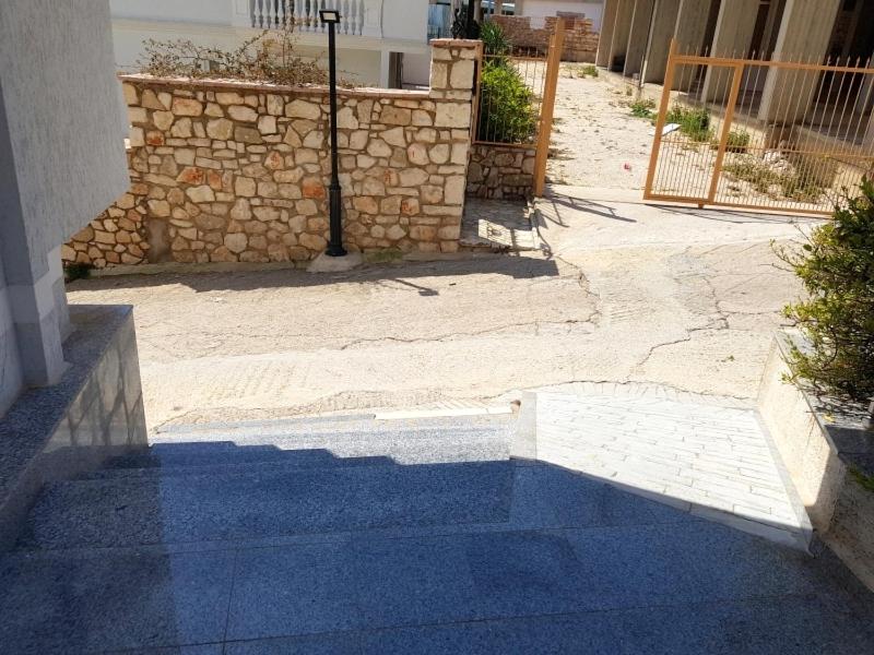 Holiday apartment Alma