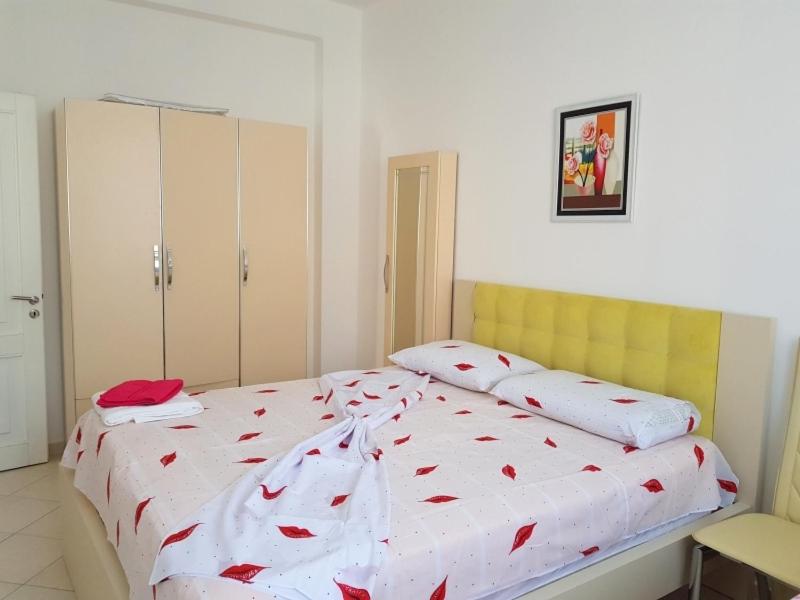 Holiday apartment Alma