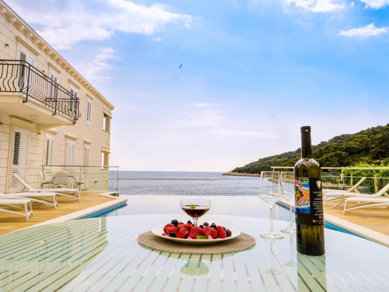 Pine Tree Boutique Apartments