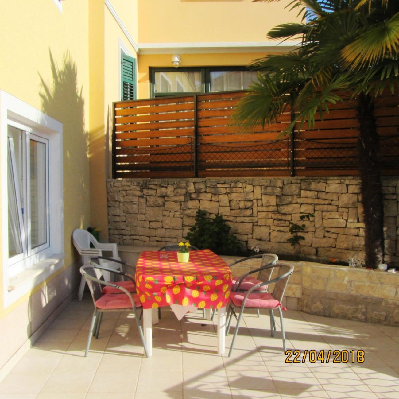 Holiday House Sara view 3
