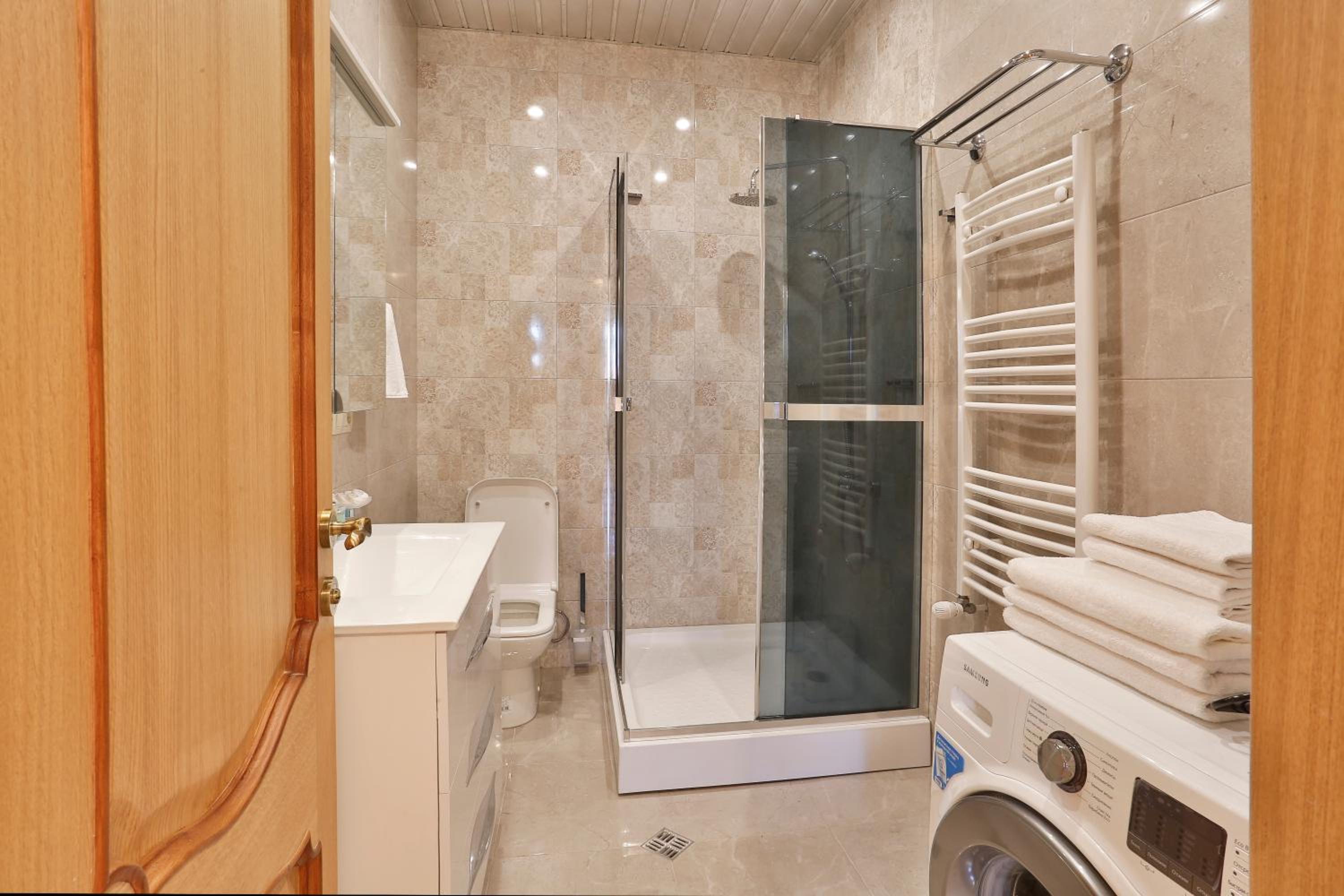 Serviced Apartment on Rustaveli Avenue