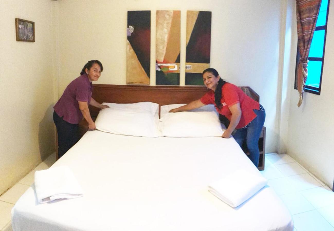 Dreamkapture Hostel close to the airport and bus terminal