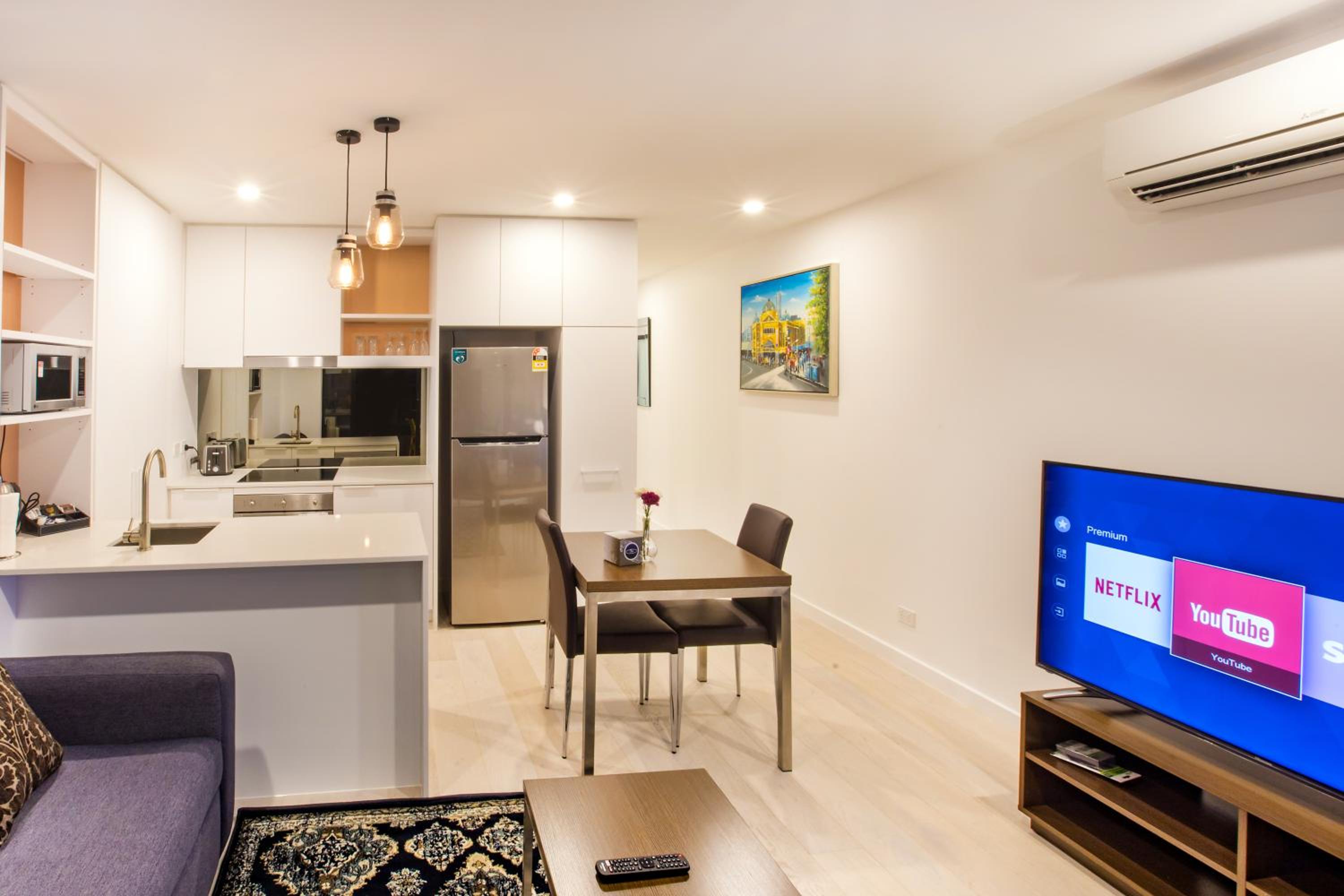 Spencer Street Apartments