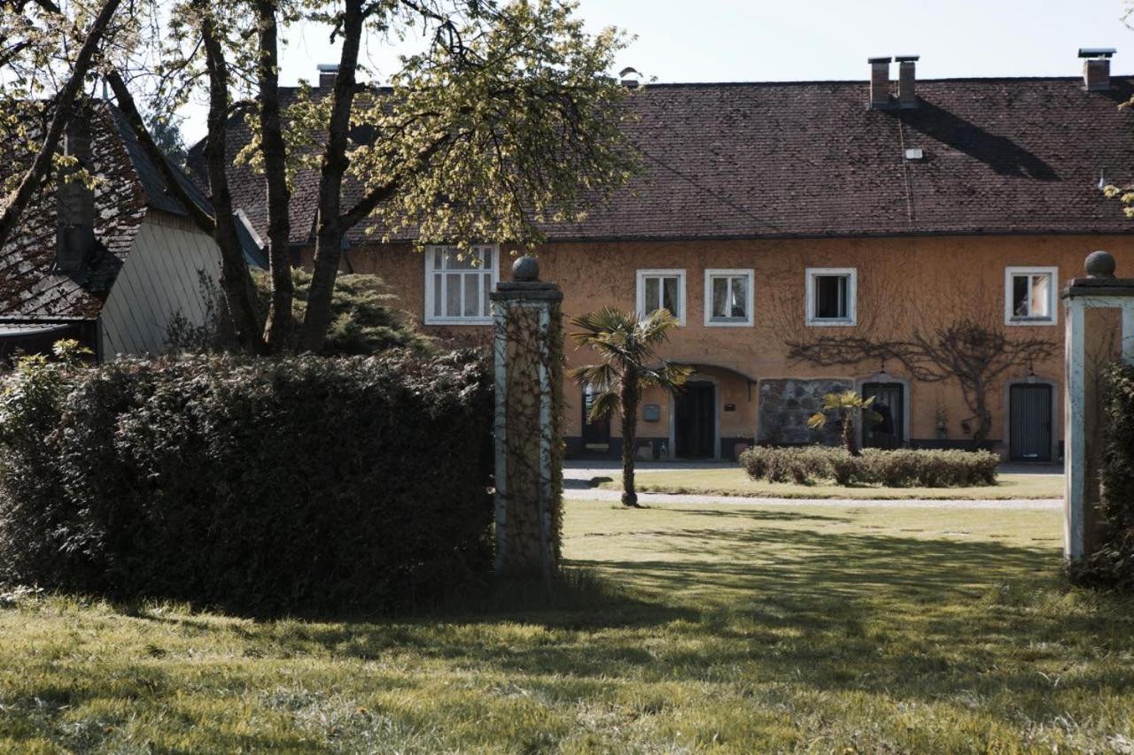 Schloss Pesenbach Chalet im Freizeitland Feldkirchen an der Donau