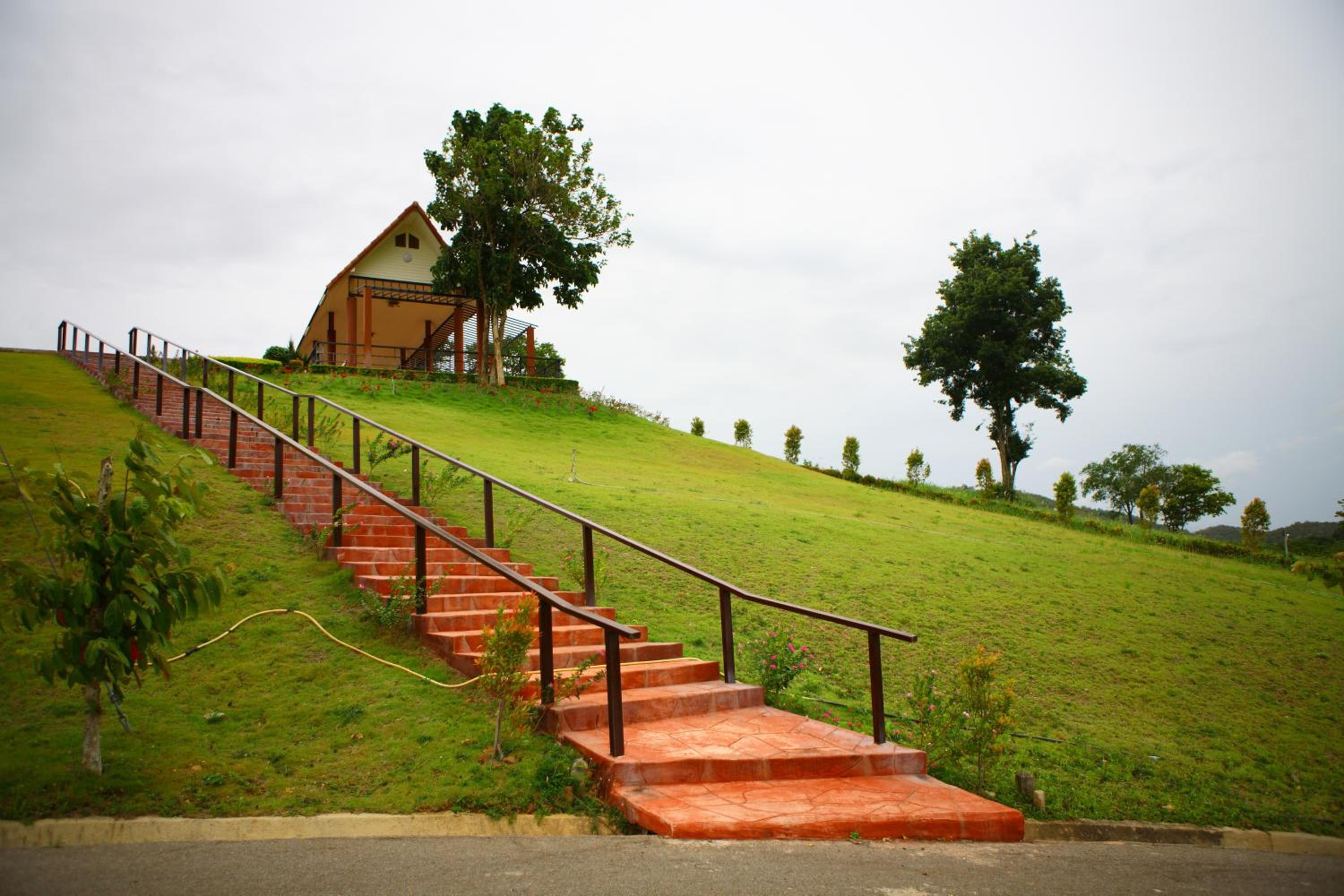 Thongsathit Hill Resort Khao Yai