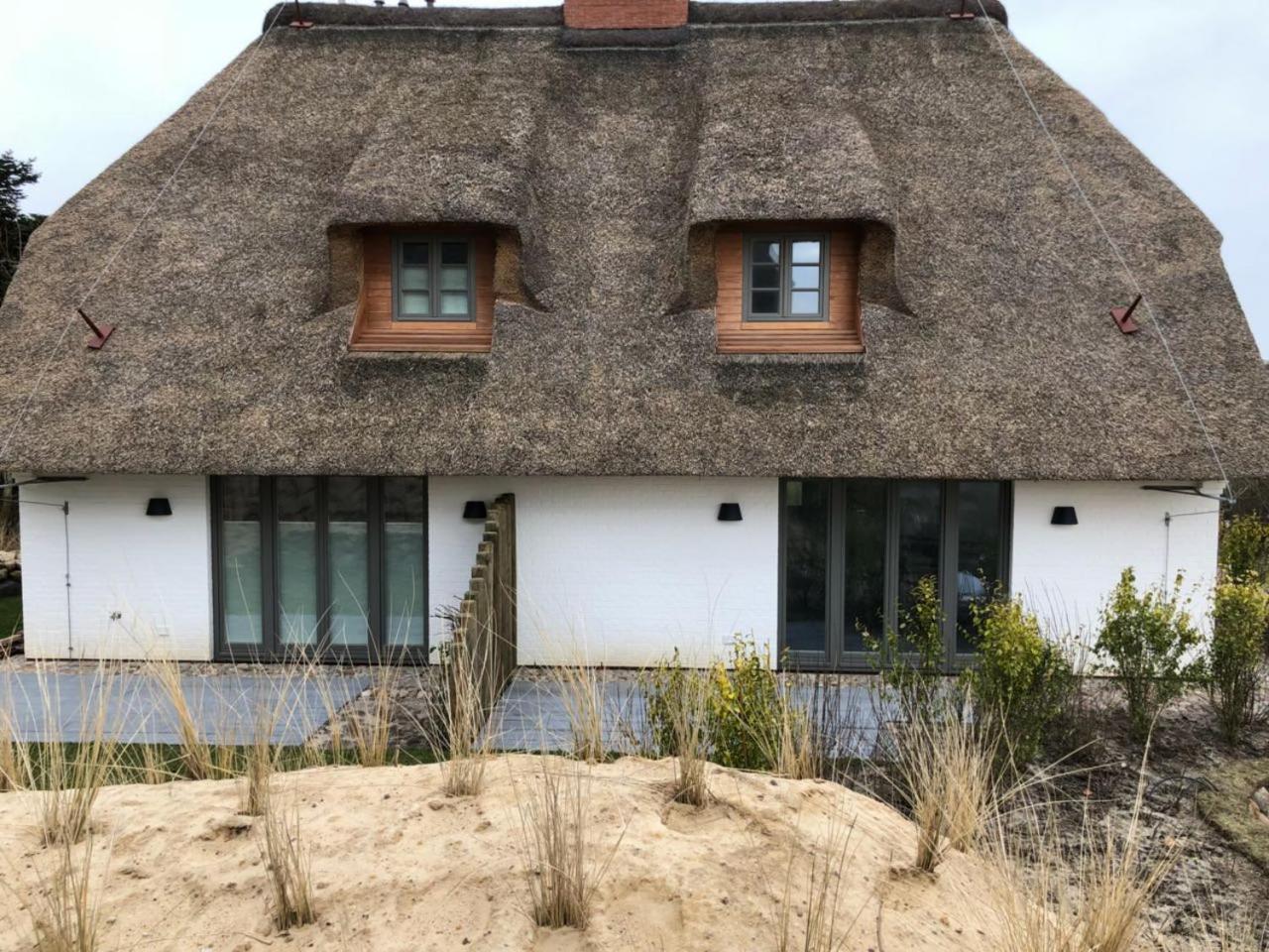 Rantum Dorf - Ferienappartments im Reetdachhaus 1& 2 view 2