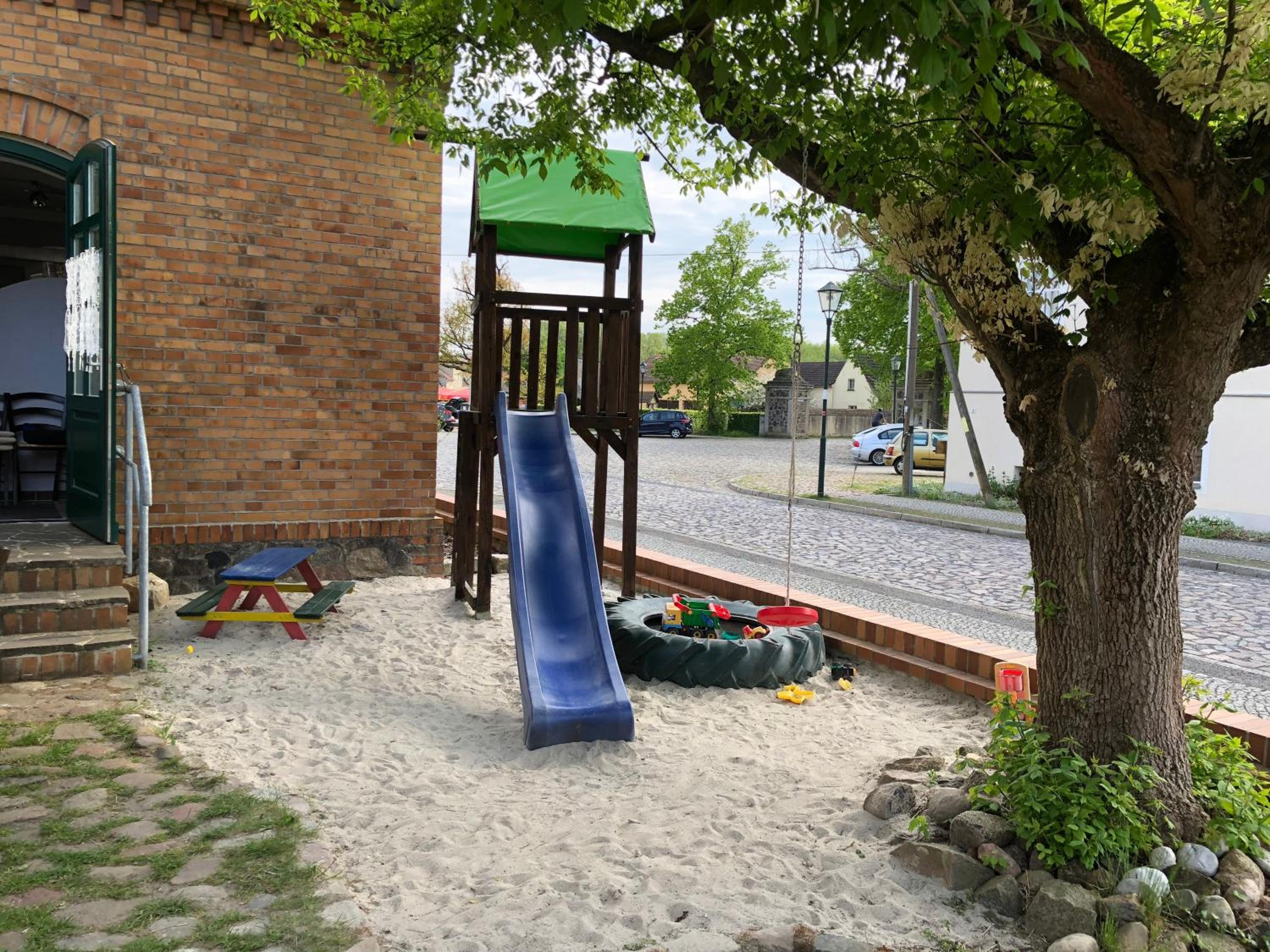 Alte Schule Cafe und Pension - Property Image 13