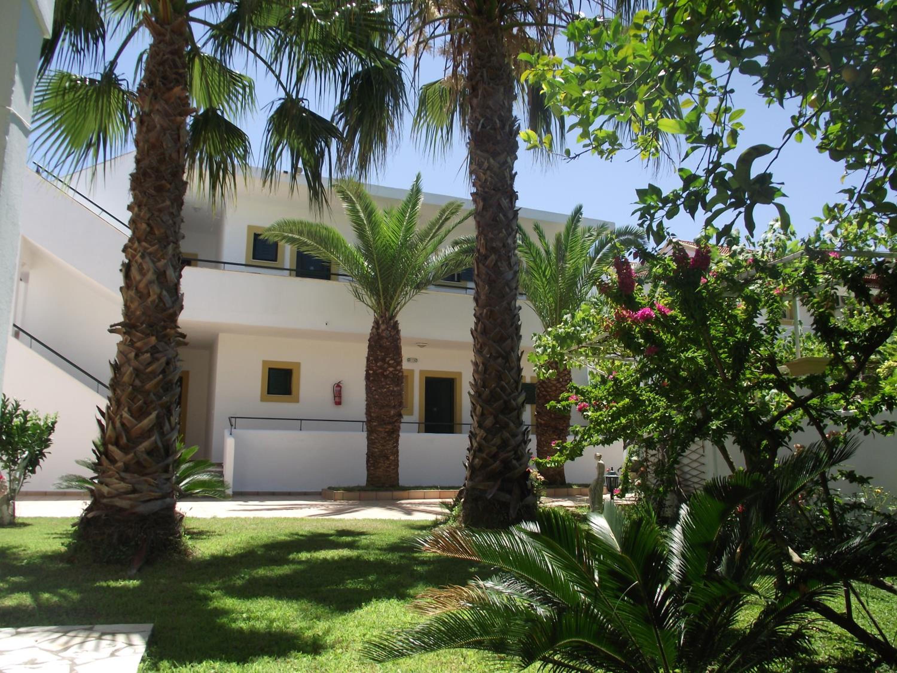 Photo 42