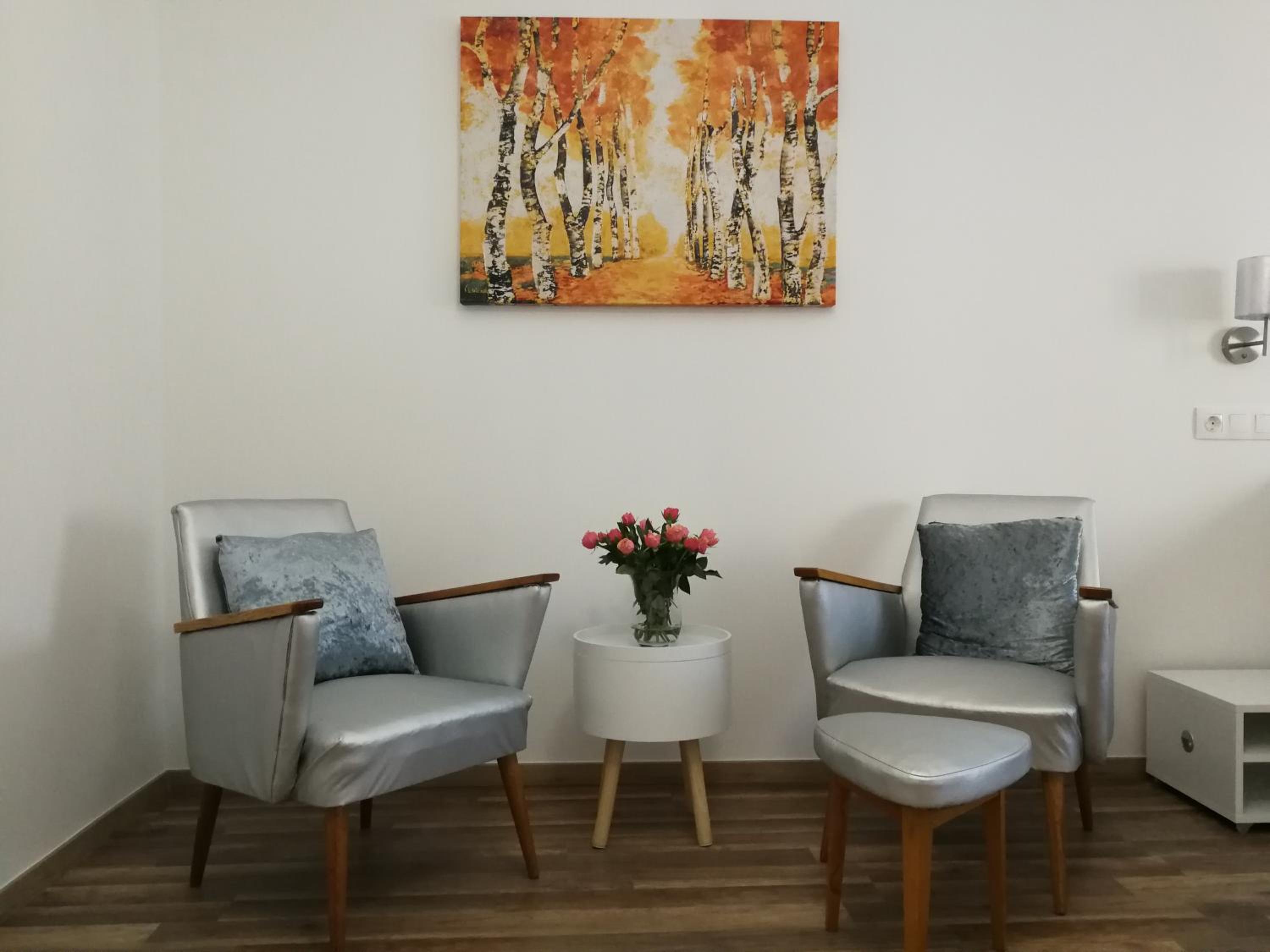 Class Apartment