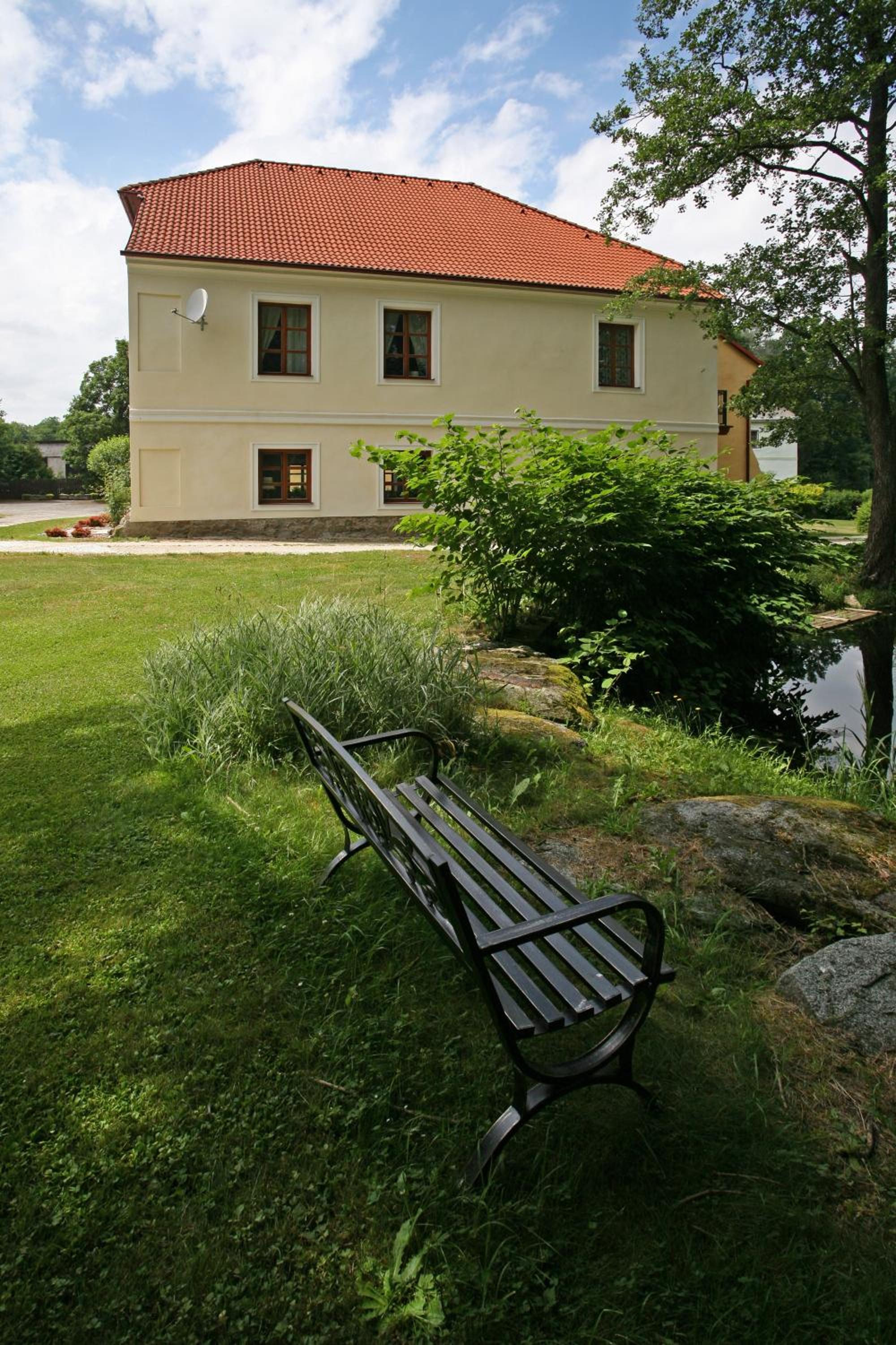 Zámek Jindřichovice