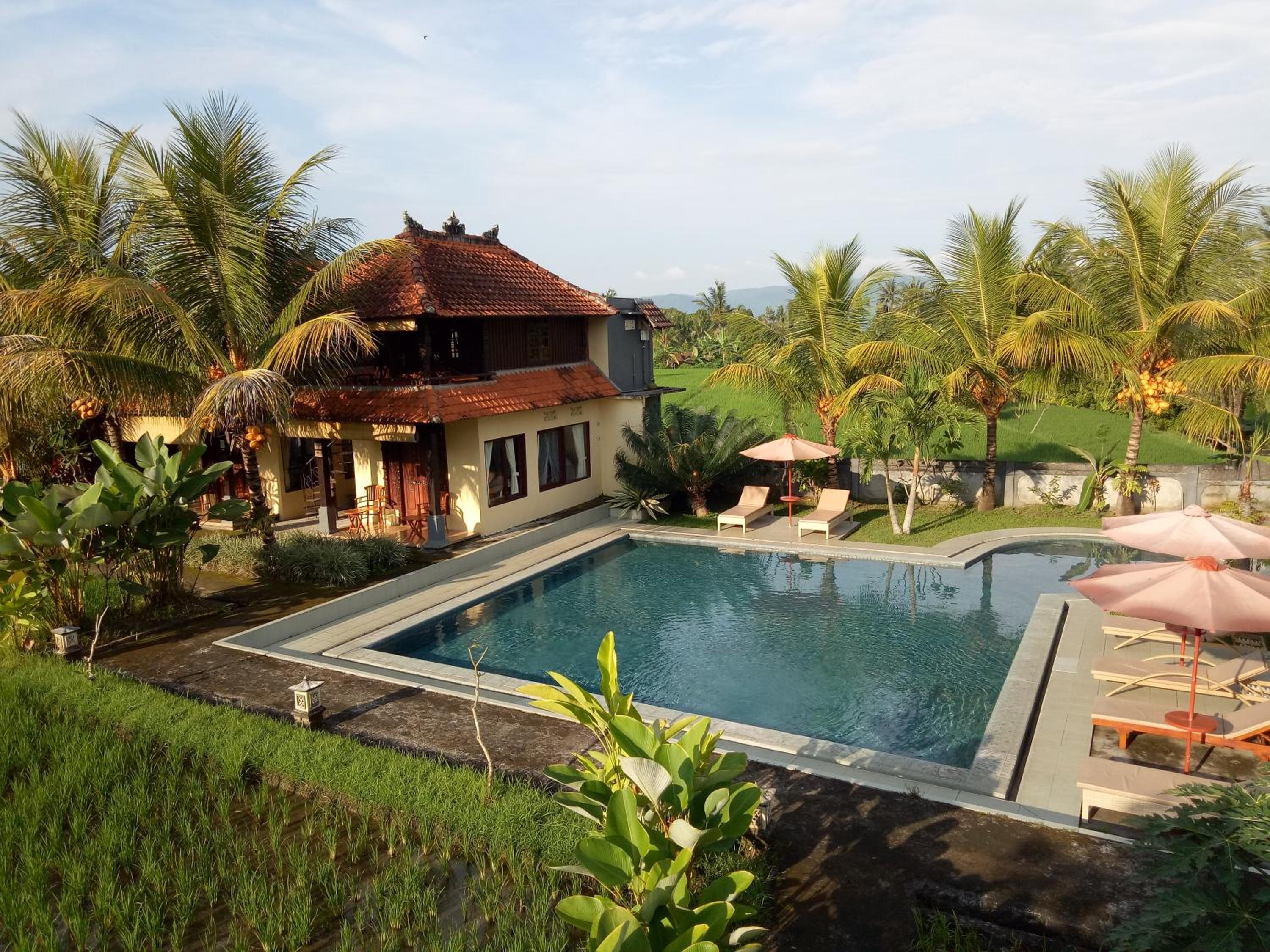 Atres Villa