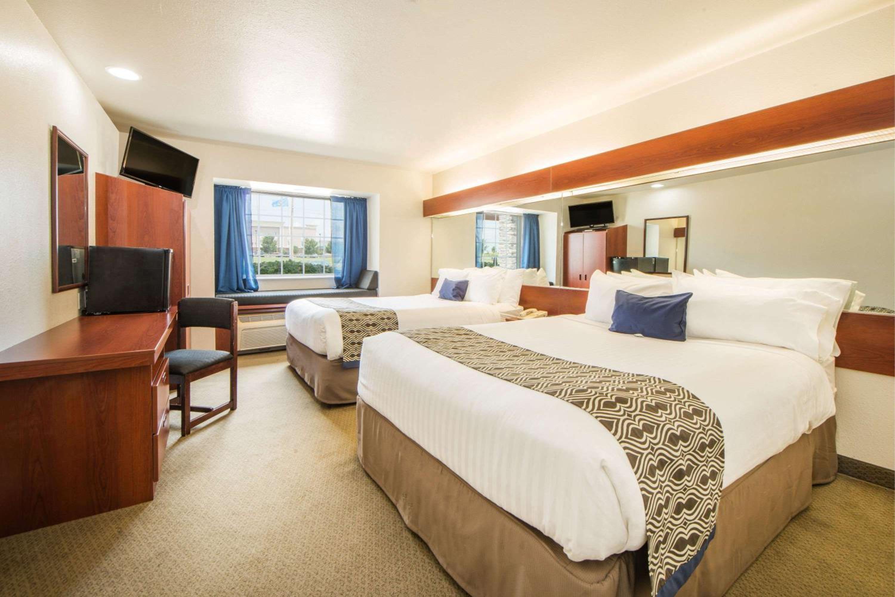 Microtel Inn and Suites By Wyndham Miami OK