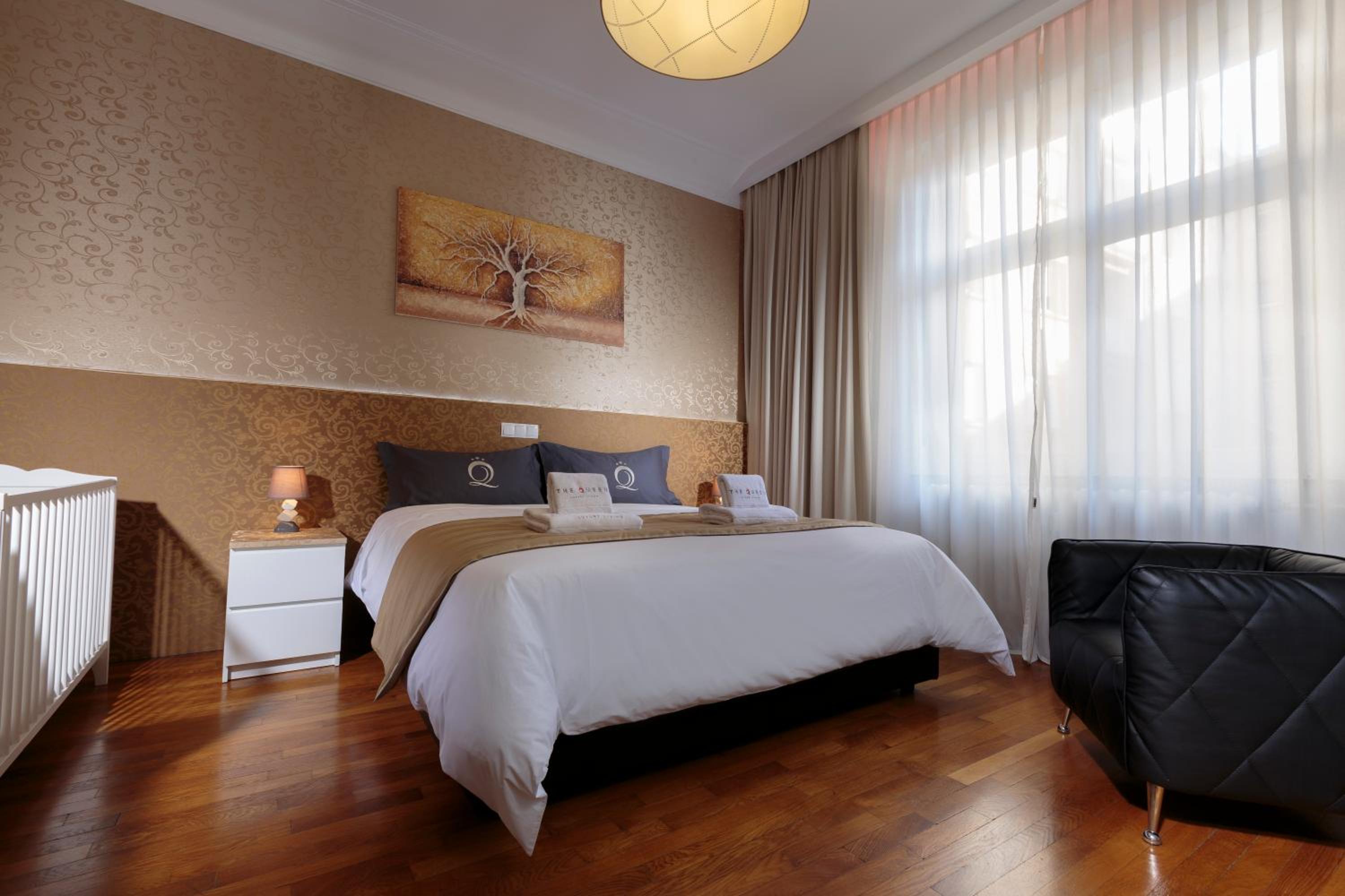 The Queen Luxury Apartments - Villa Gemma