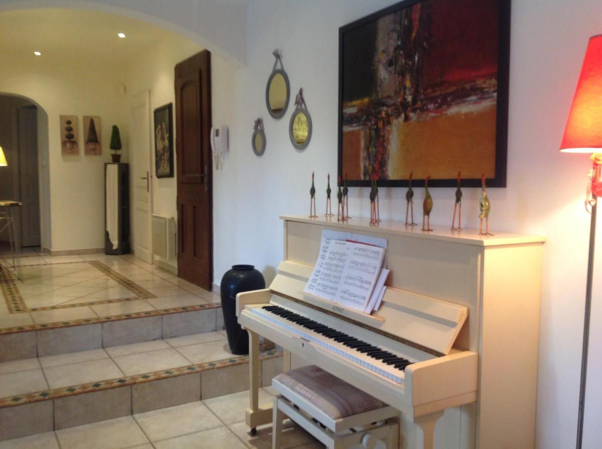 Photo 26