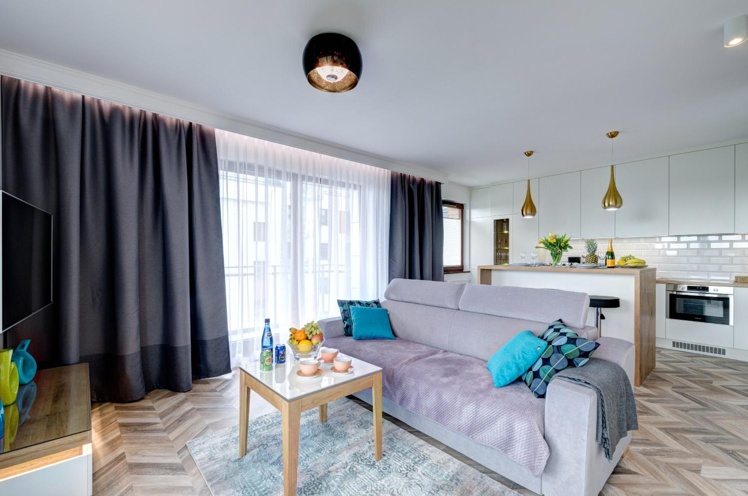 Live & Travel Apartments Number 1