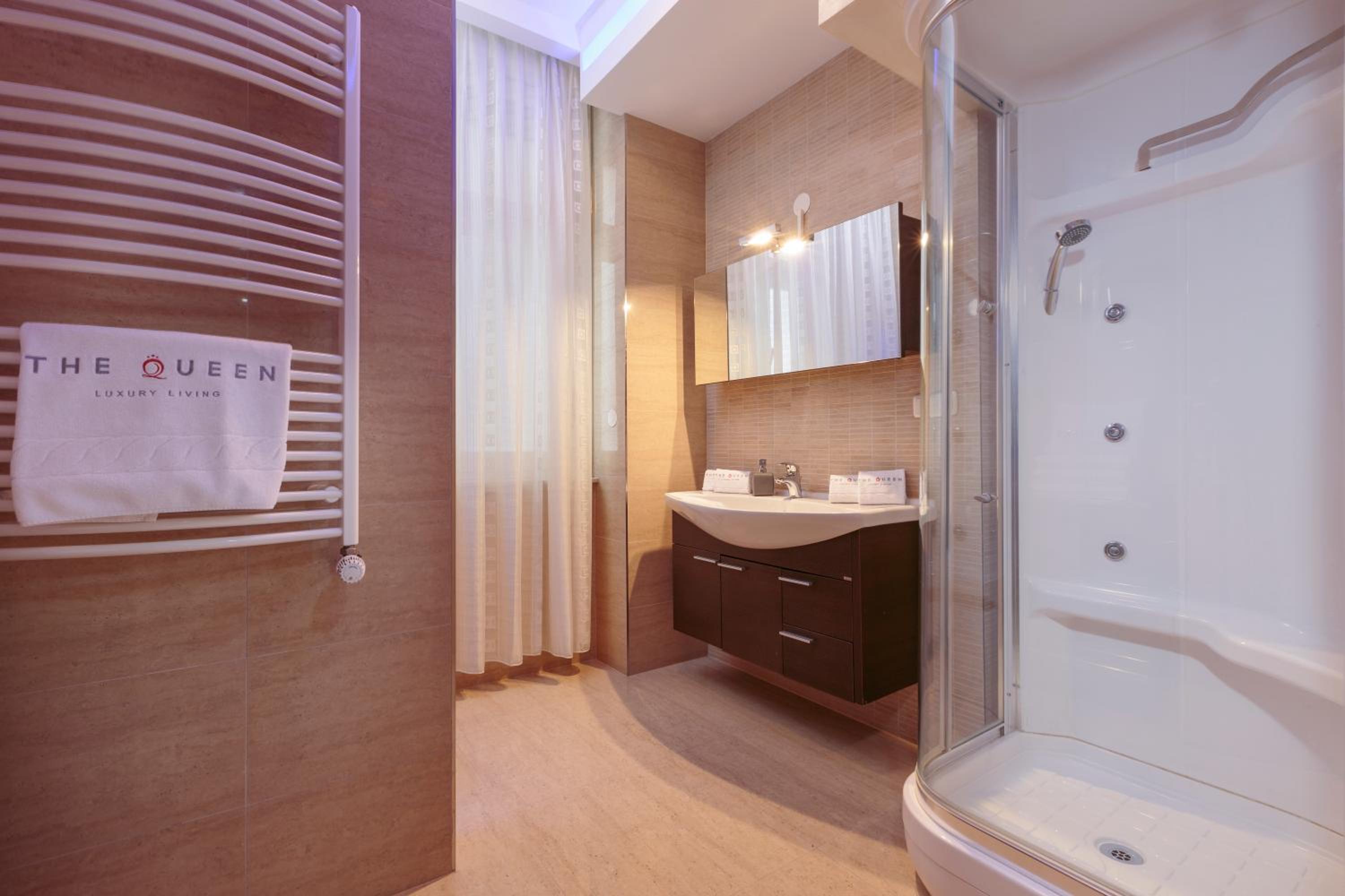 The Queen Luxury Apartments - Villa Gemma