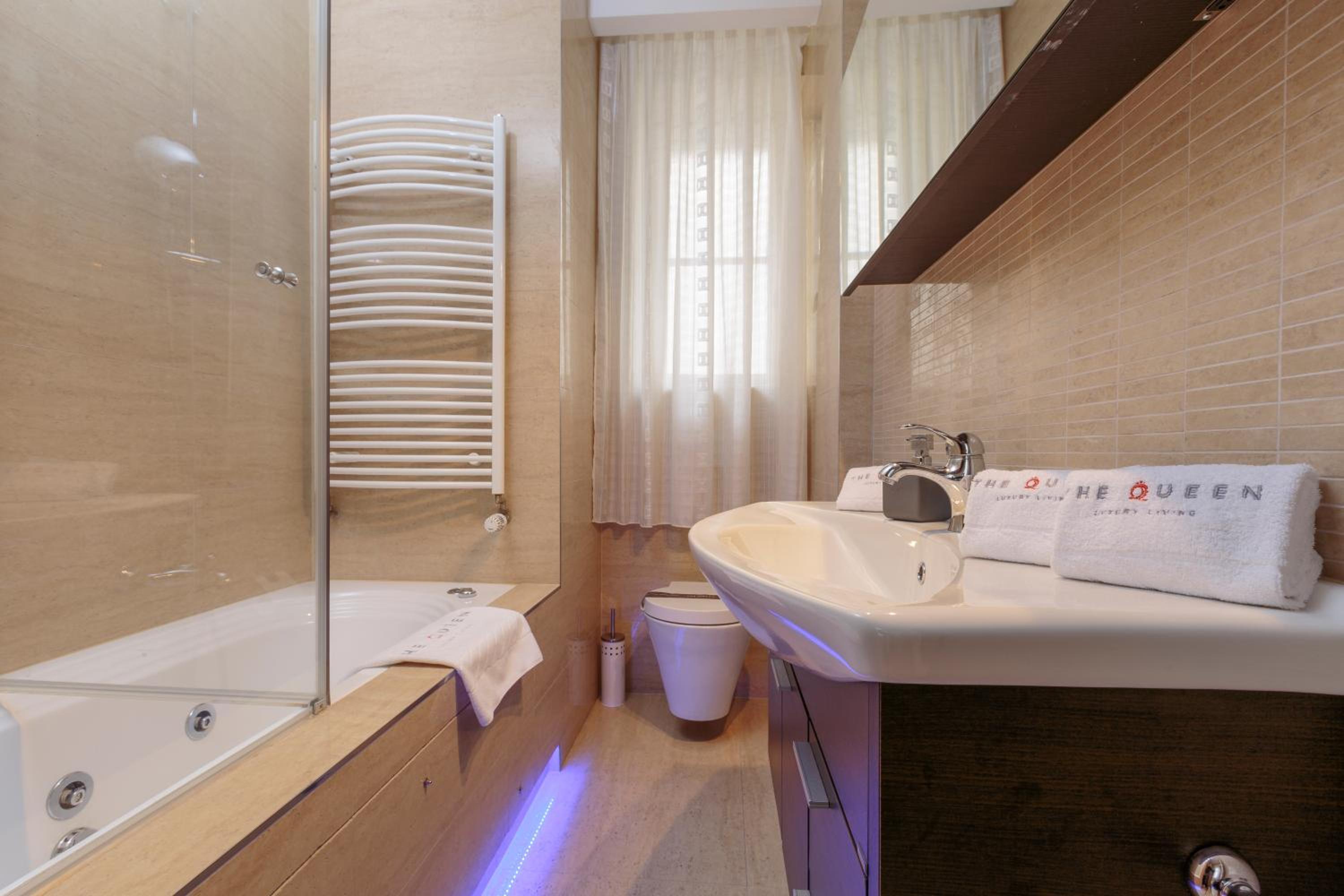 The Queen Luxury Apartments - Villa Gemma