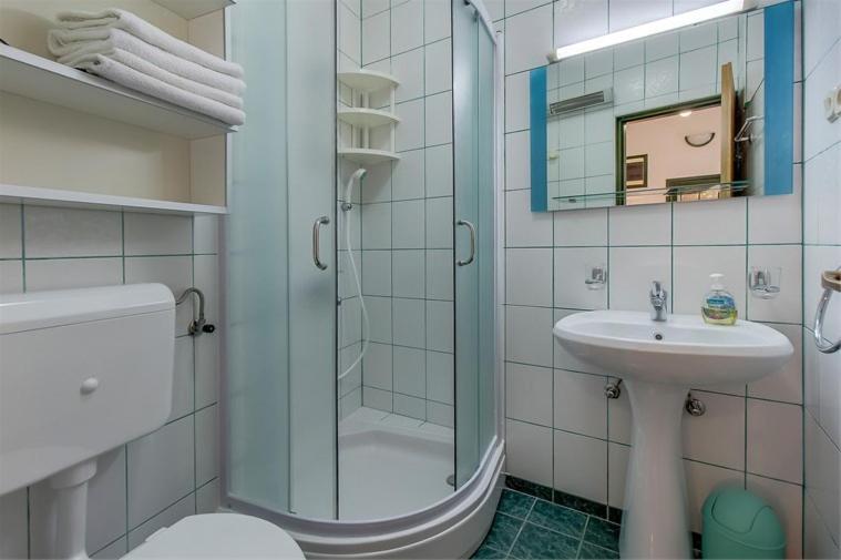 Apartment Julia view 4