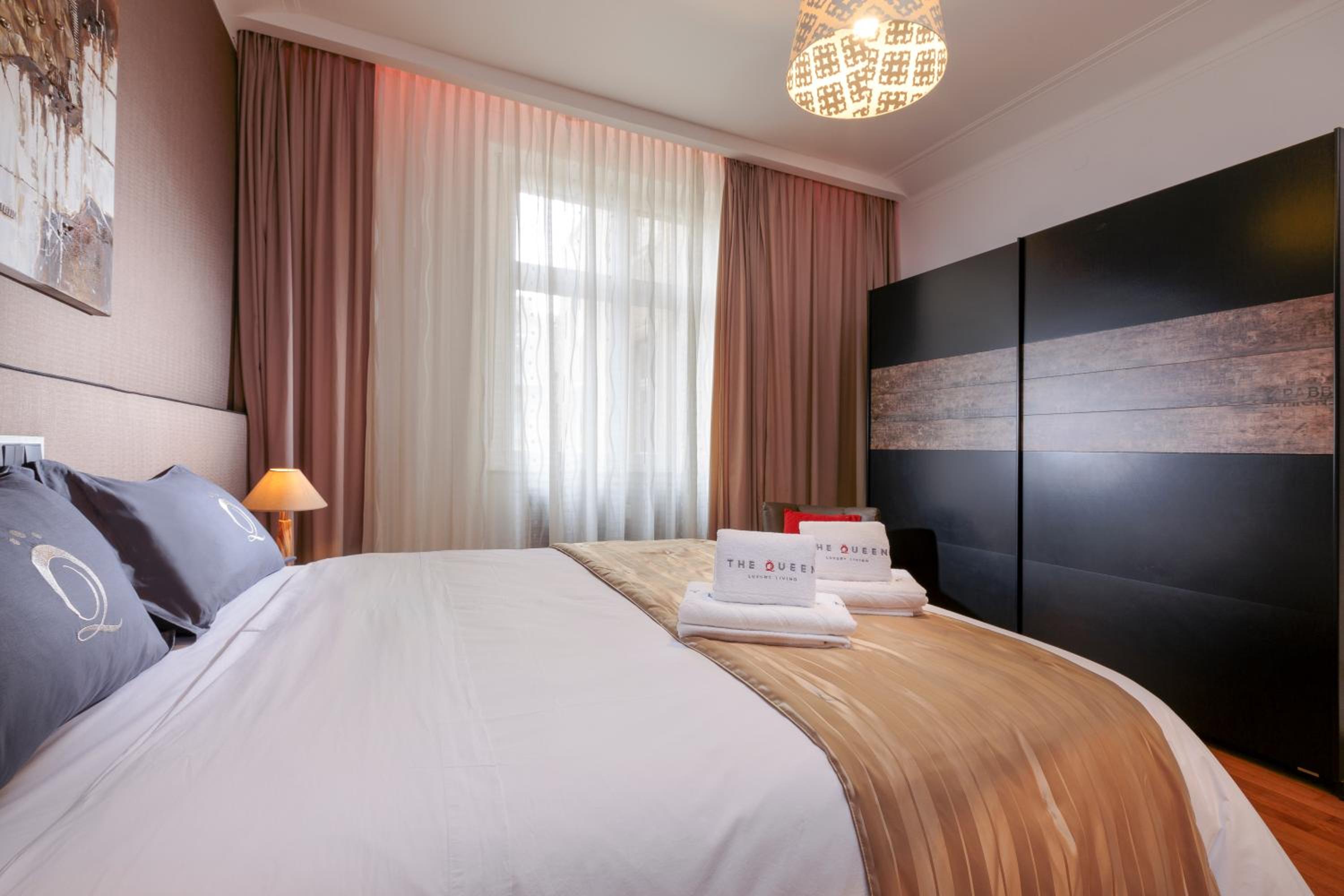 The Queen Luxury Apartments - Villa Gemma