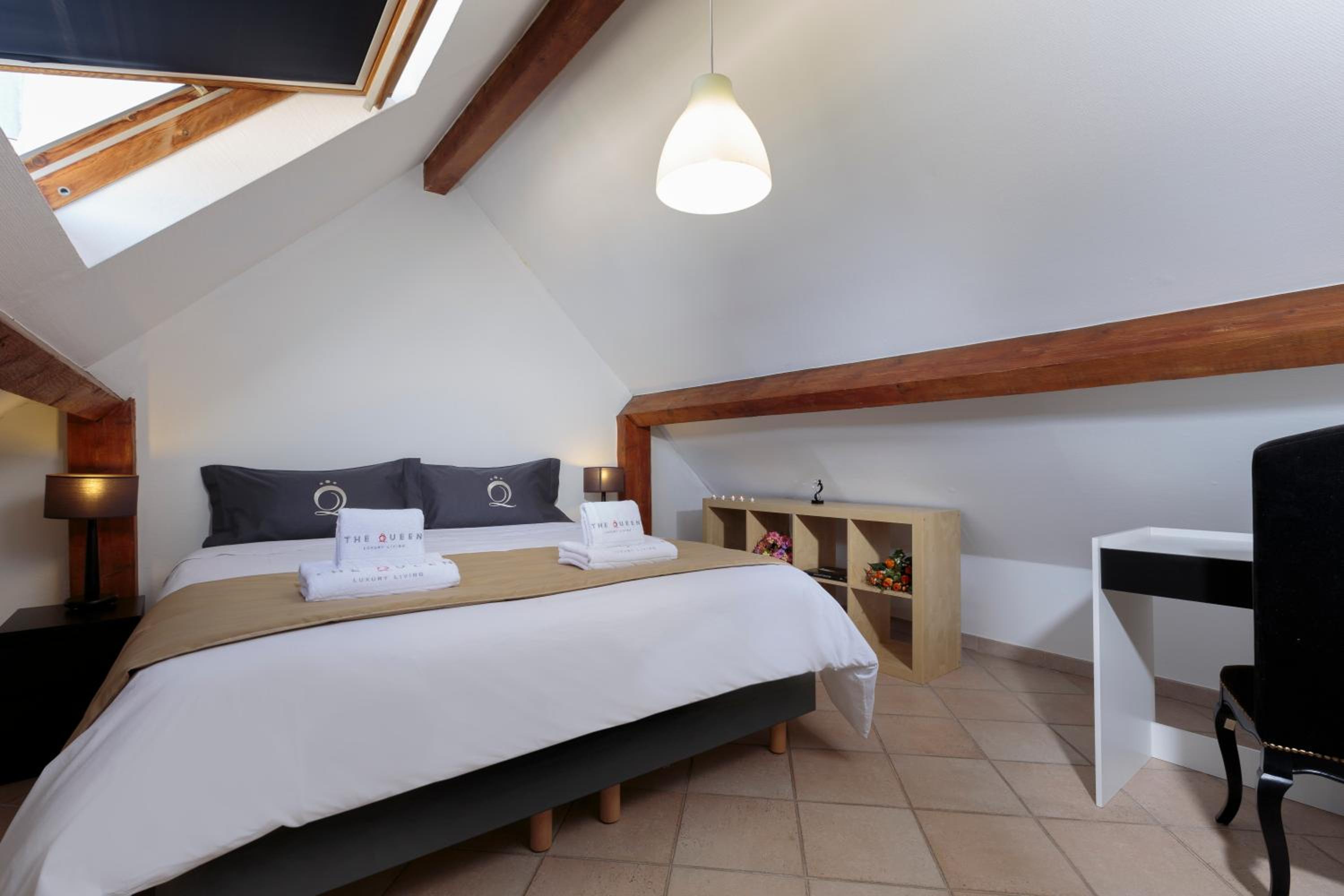 The Queen Luxury Apartments - Villa Gemma