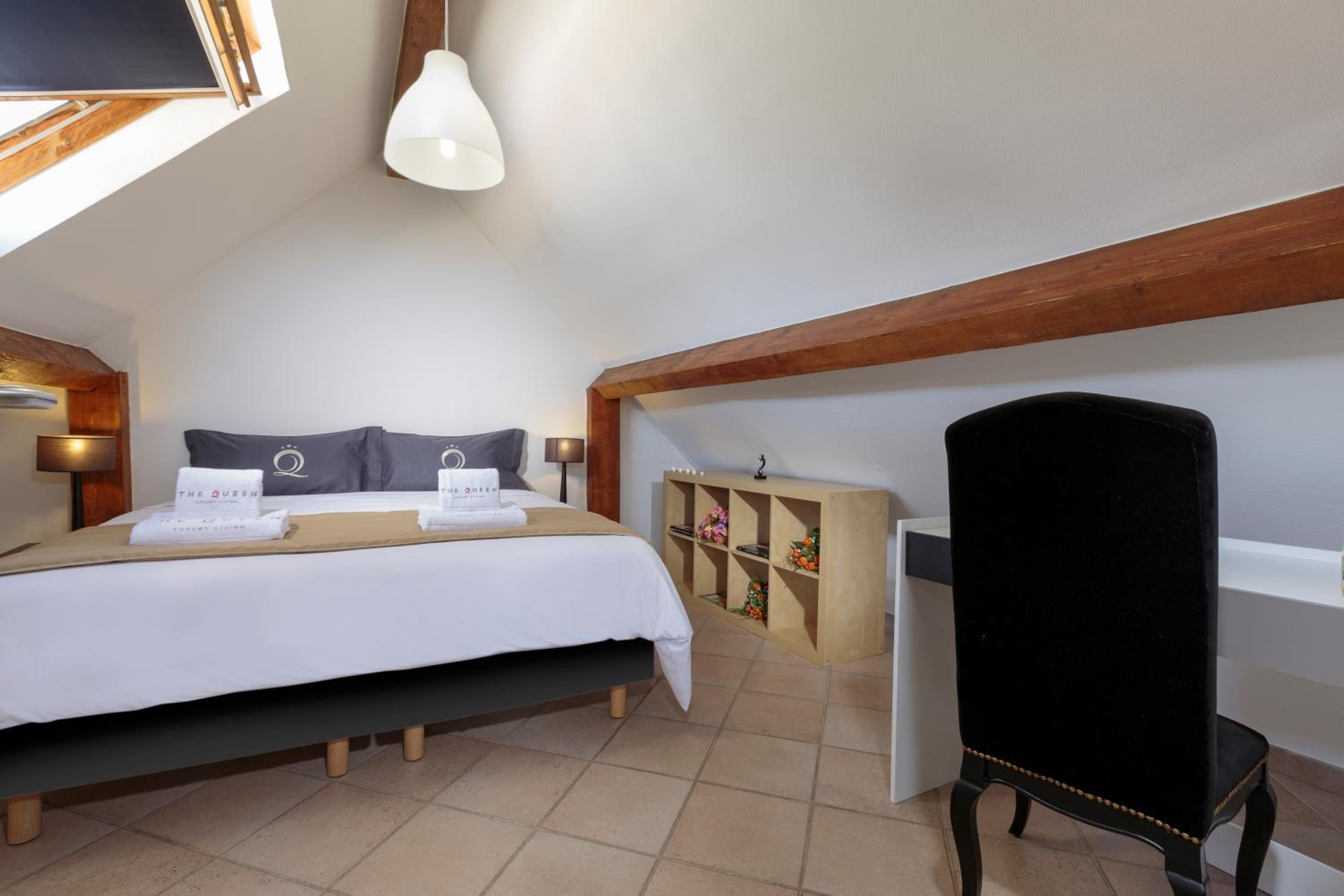 The Queen Luxury Apartments - Villa Gemma