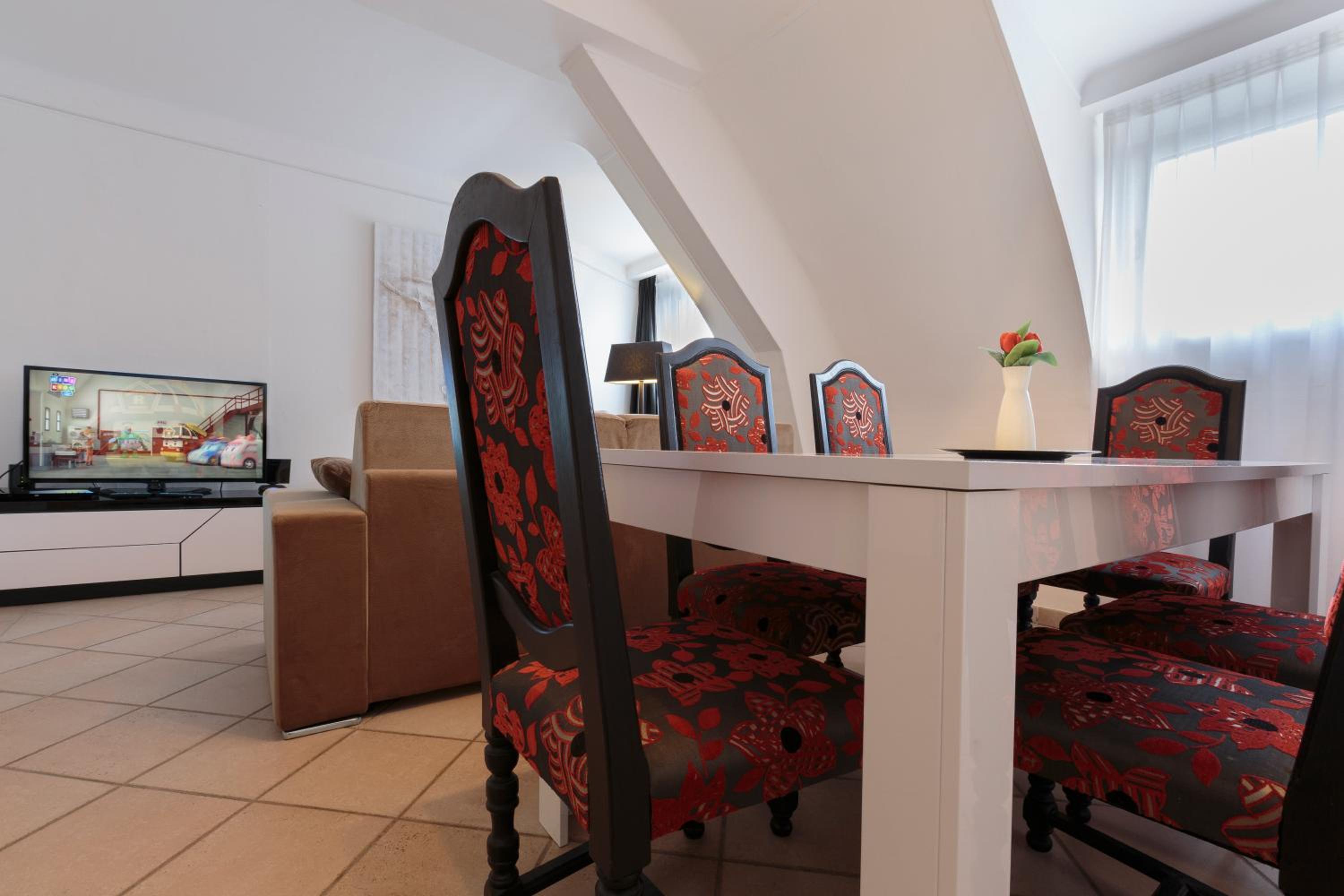 The Queen Luxury Apartments - Villa Gemma
