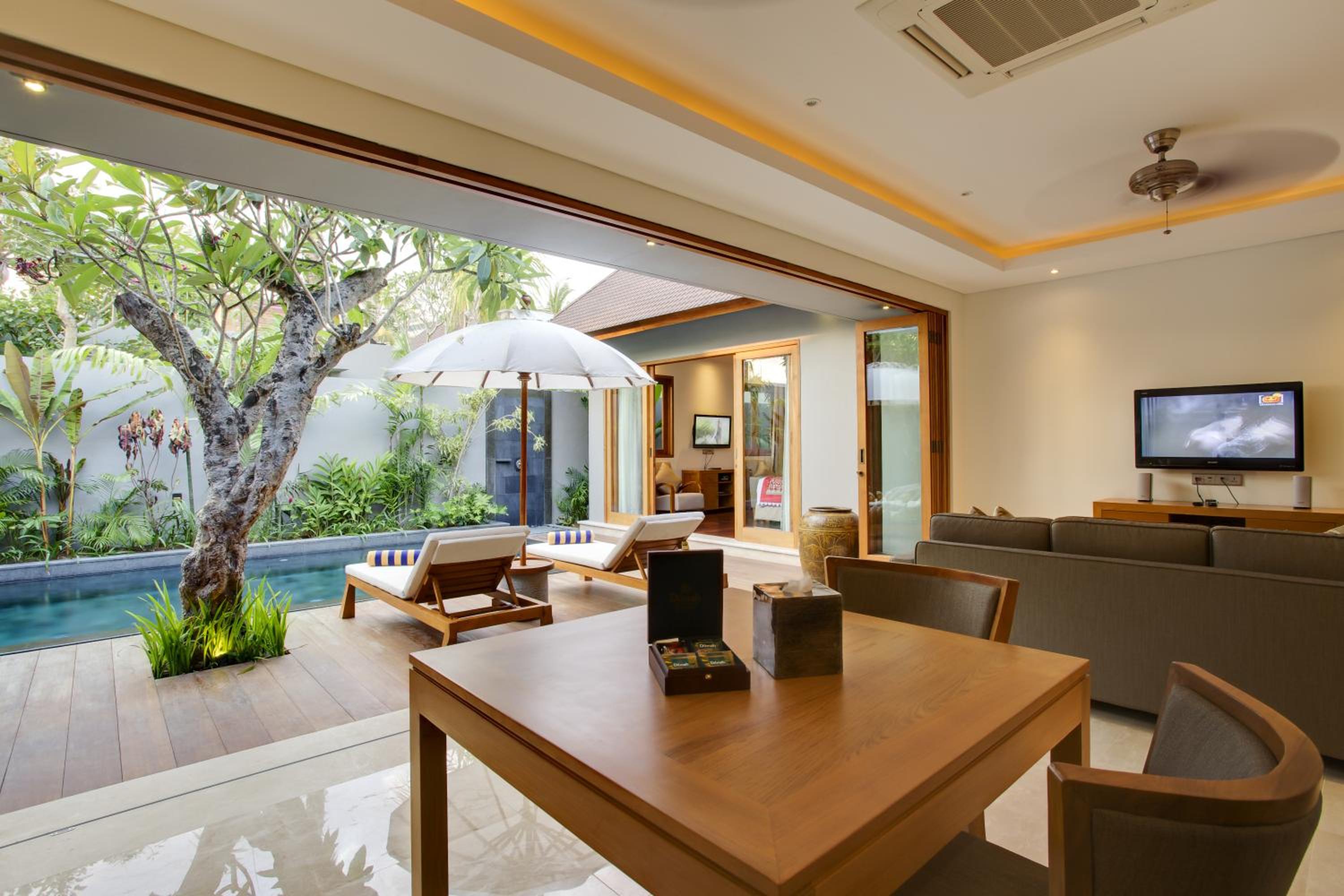 KoenoKoeni Villa