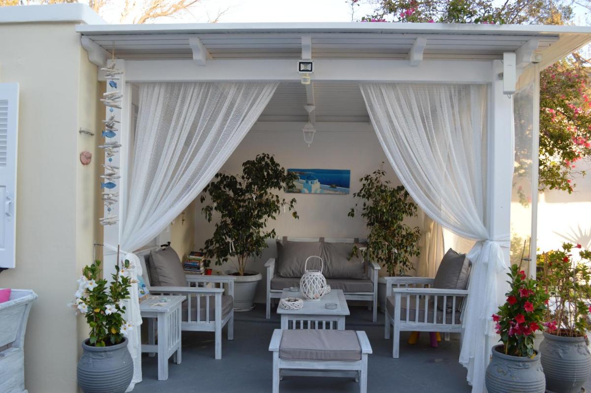 outdoor BBQ area