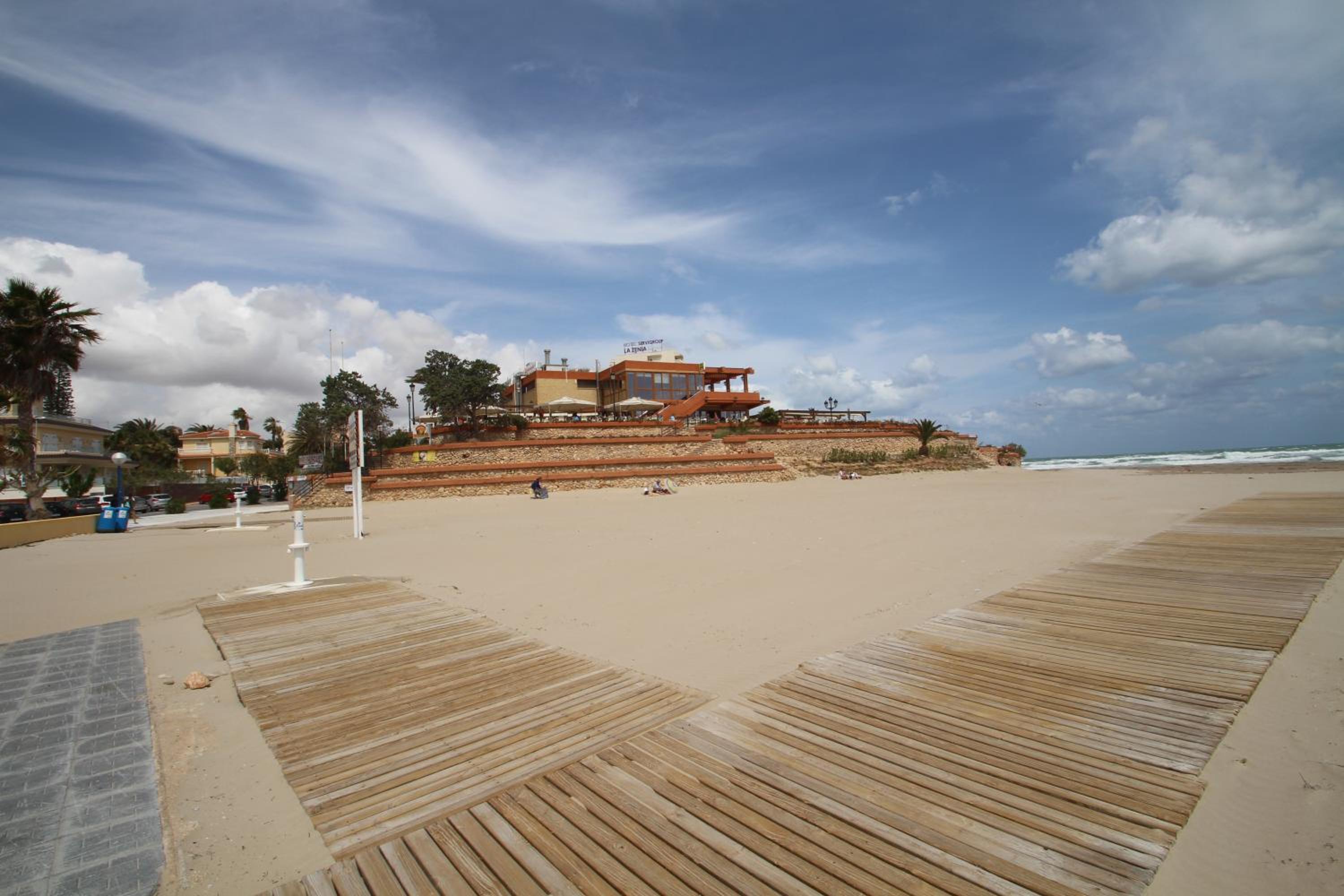 Perfect Family Retreat - La Zenia Beach view 4
