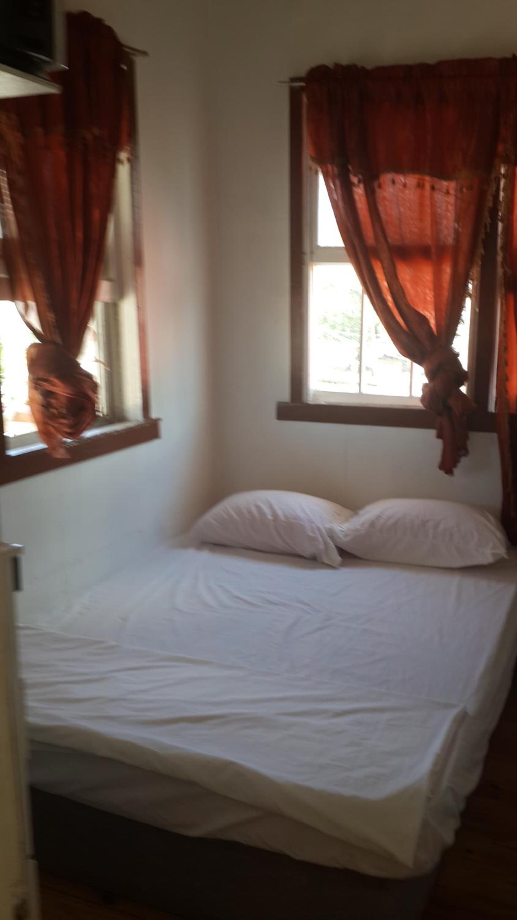 Julian Guest House