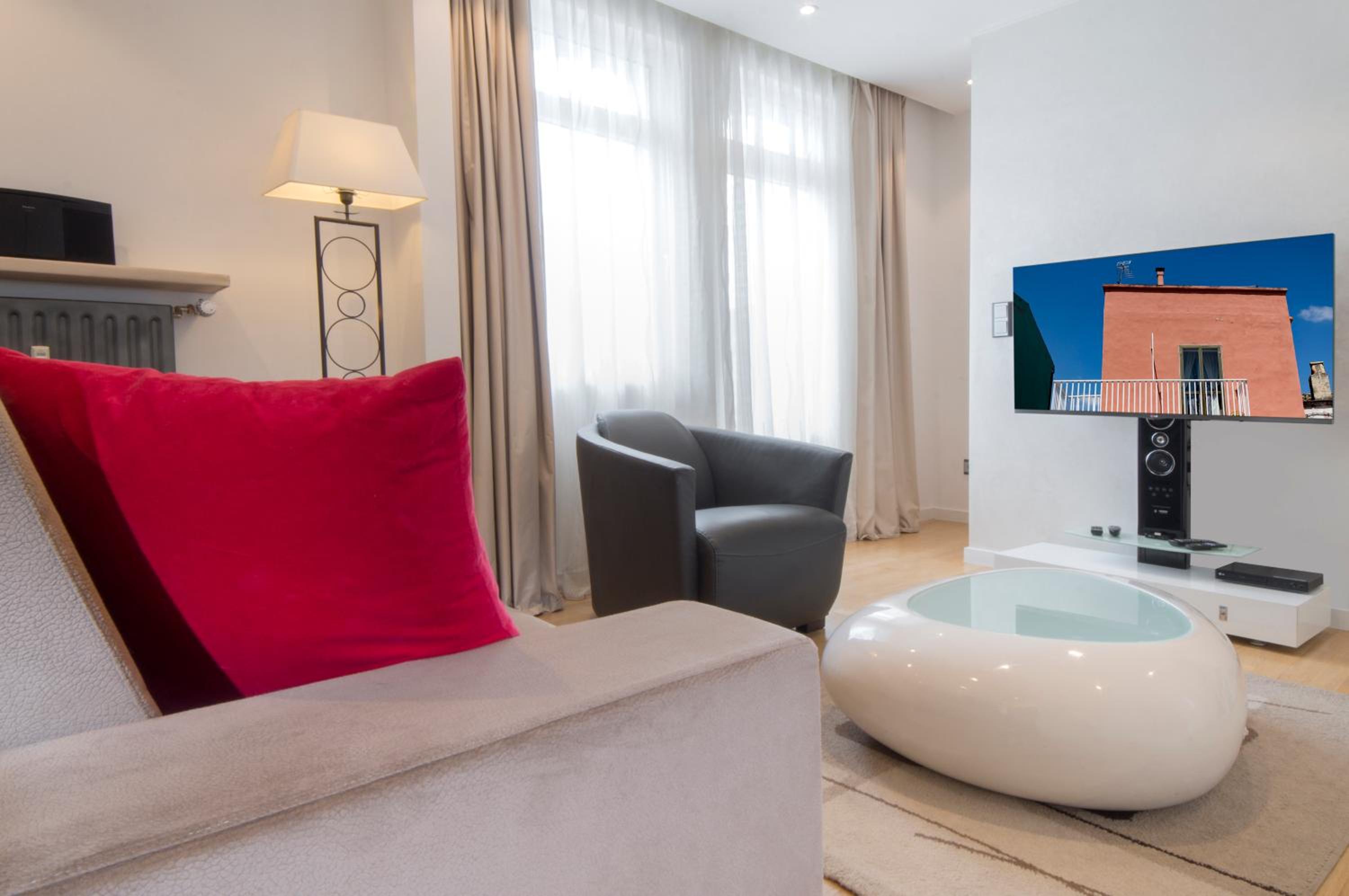 The Queen Luxury Apartments - Villa Gemma
