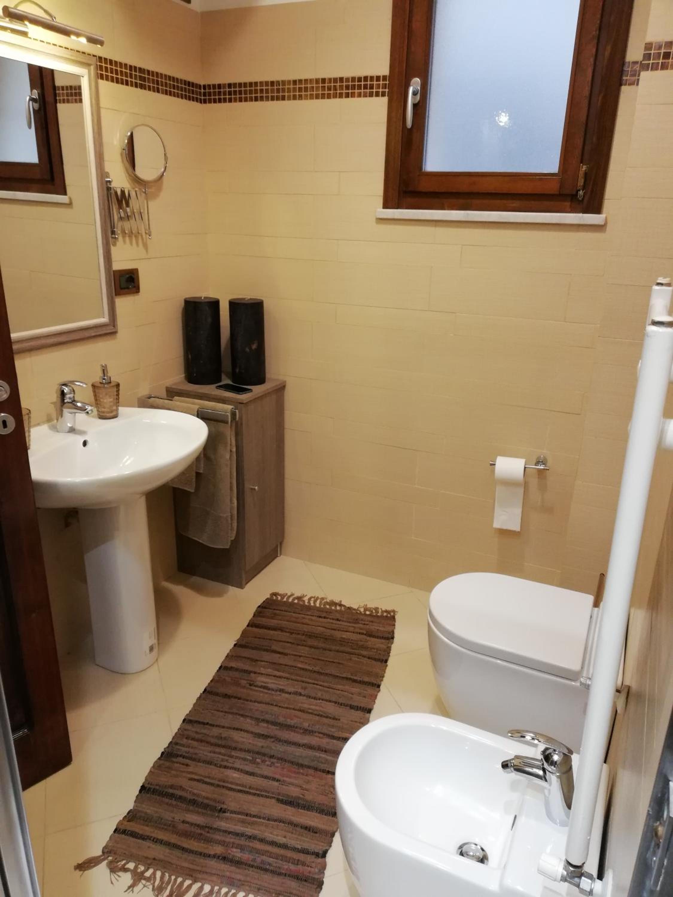 Casa nel Vicolo en Palermo — bathroom