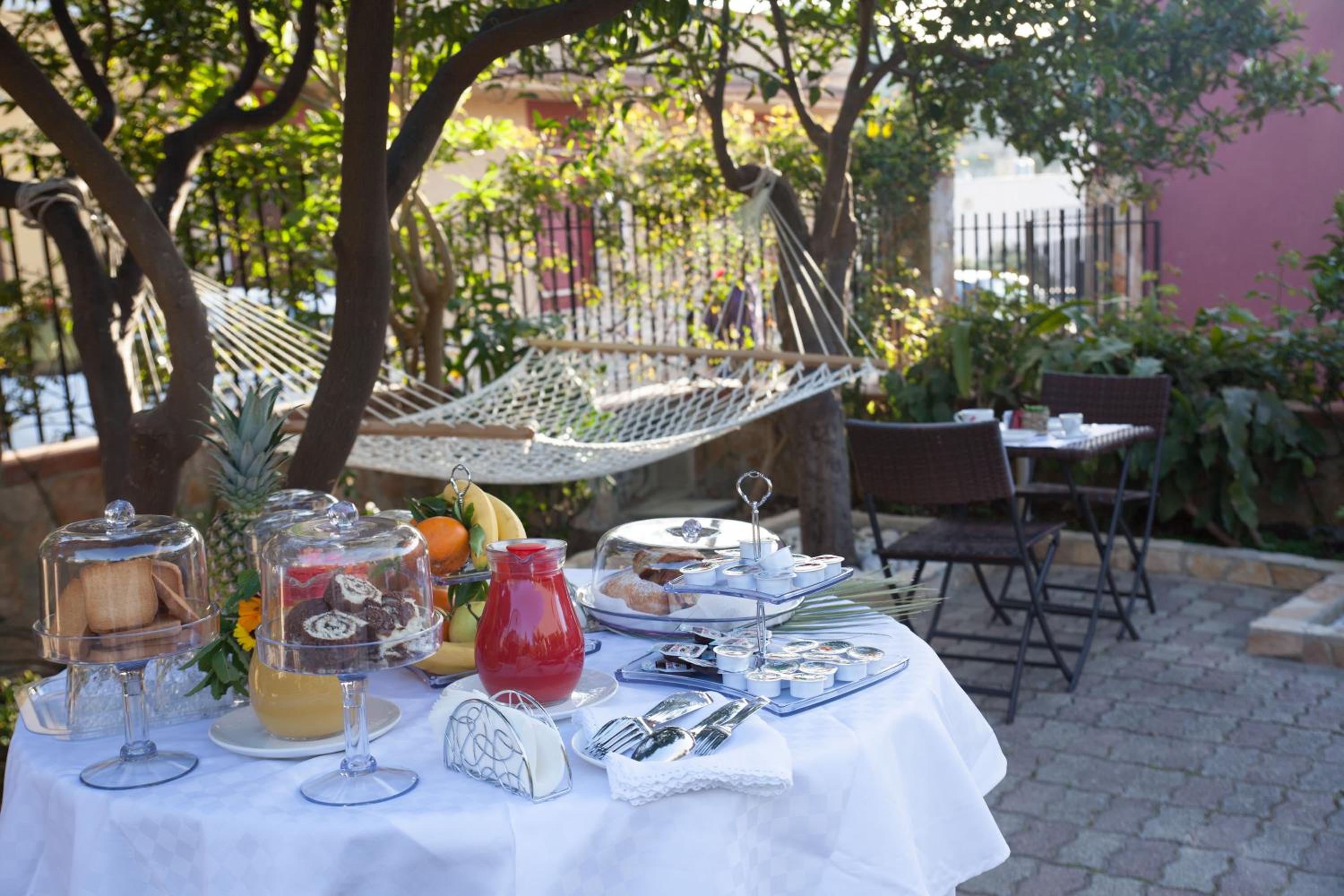 Amaka en Custonaci — dining