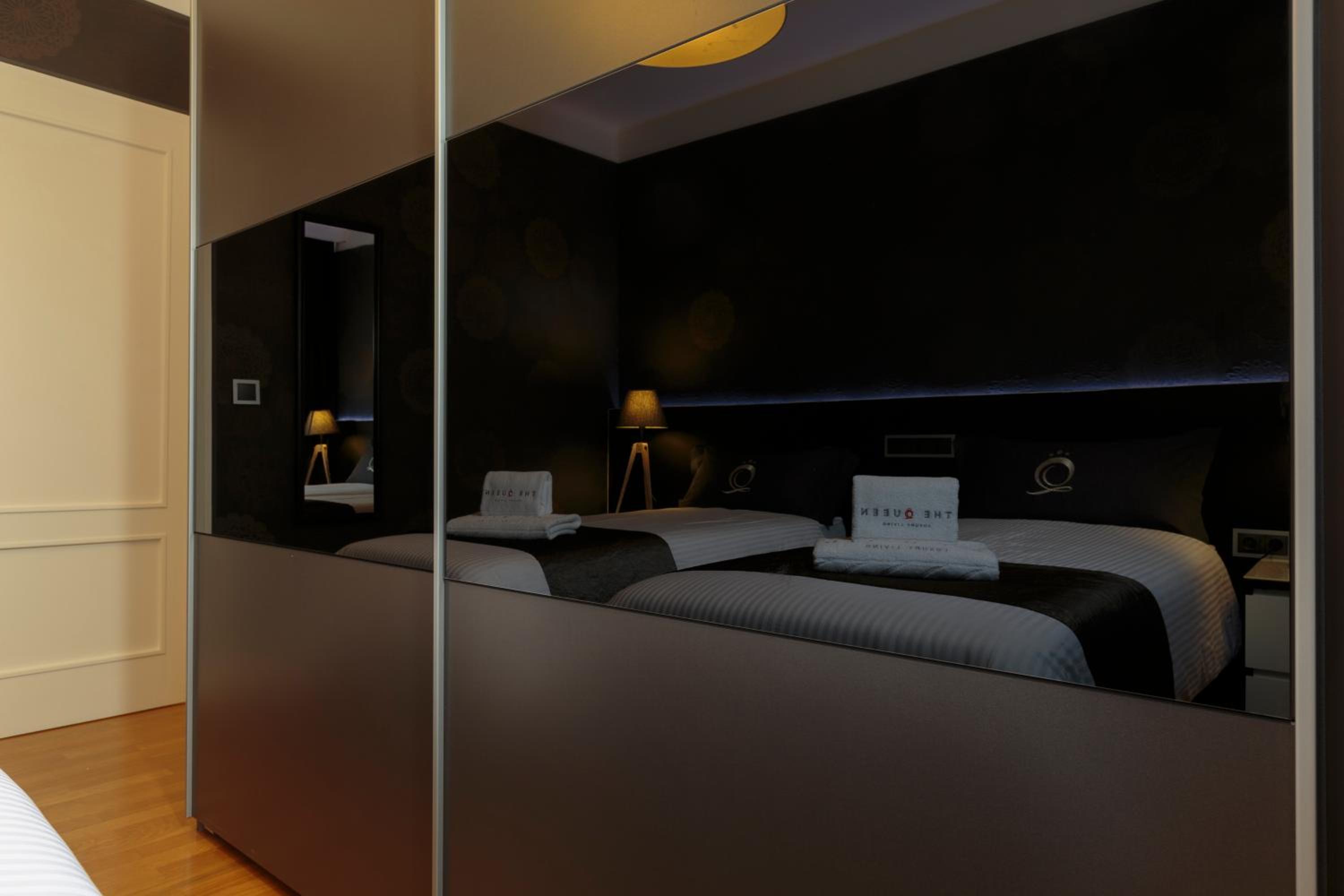 The Queen Luxury Apartments - Villa Giada