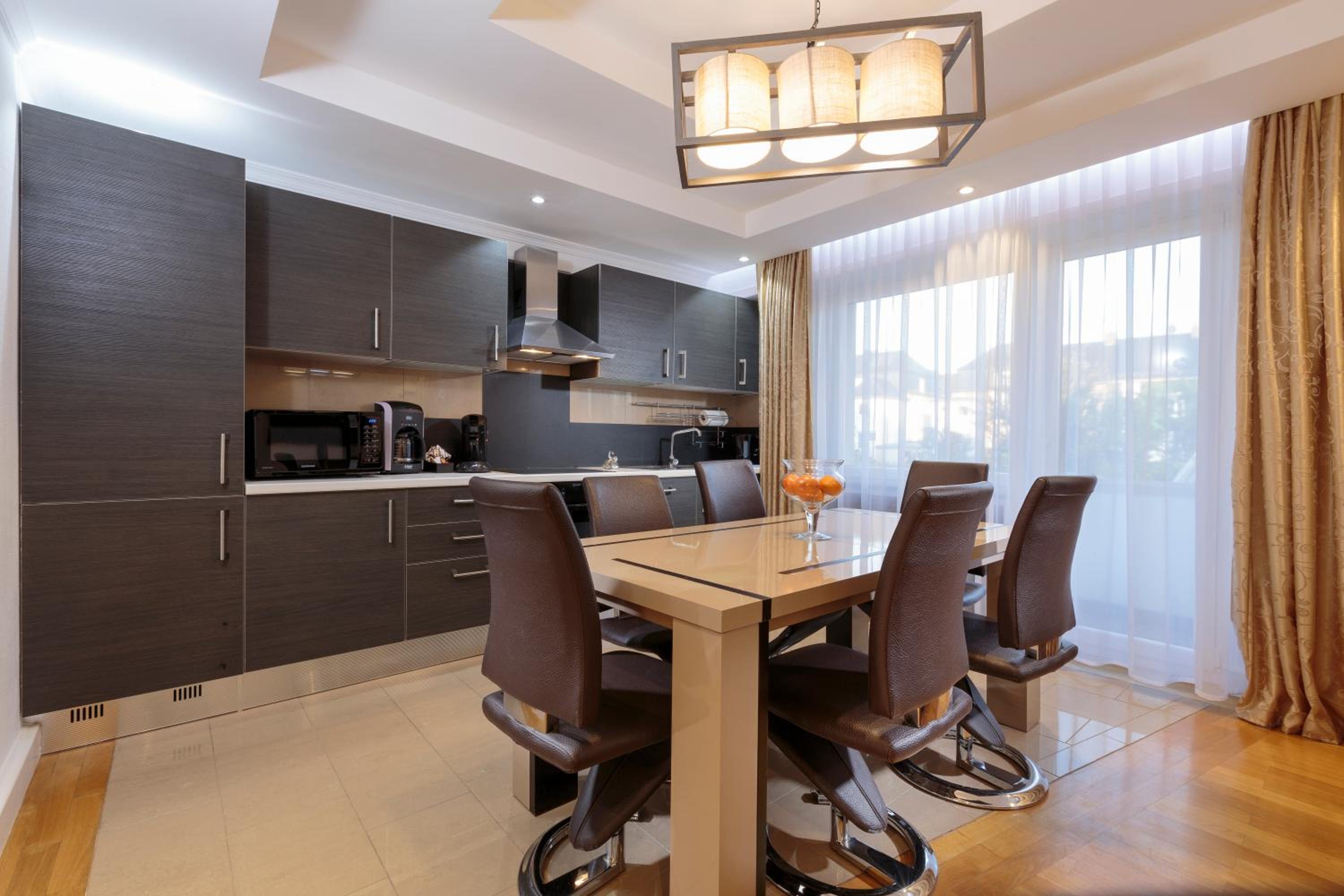 The Queen Luxury Apartments - Villa Giada