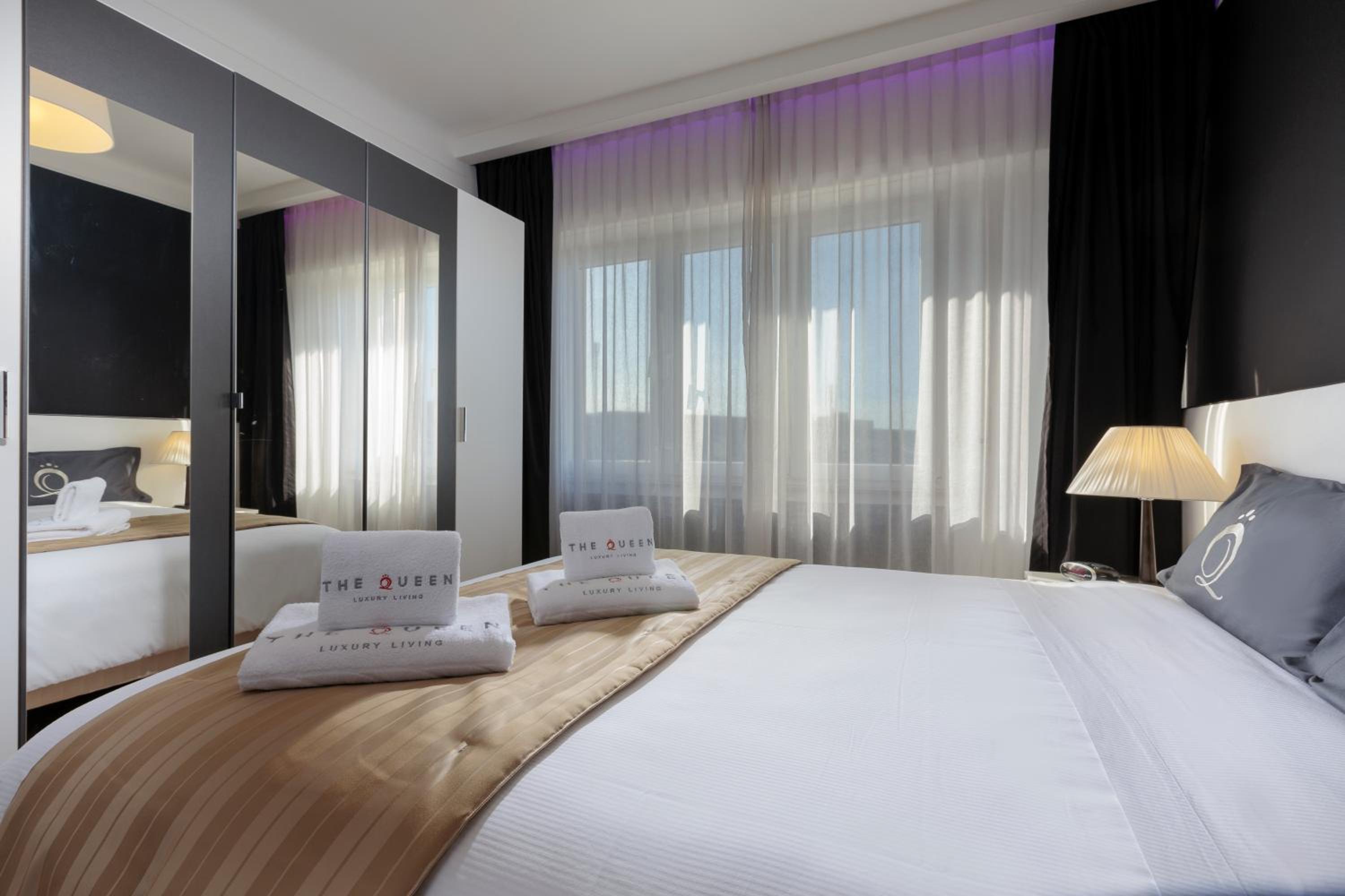The Queen Luxury Apartments - Villa Giada