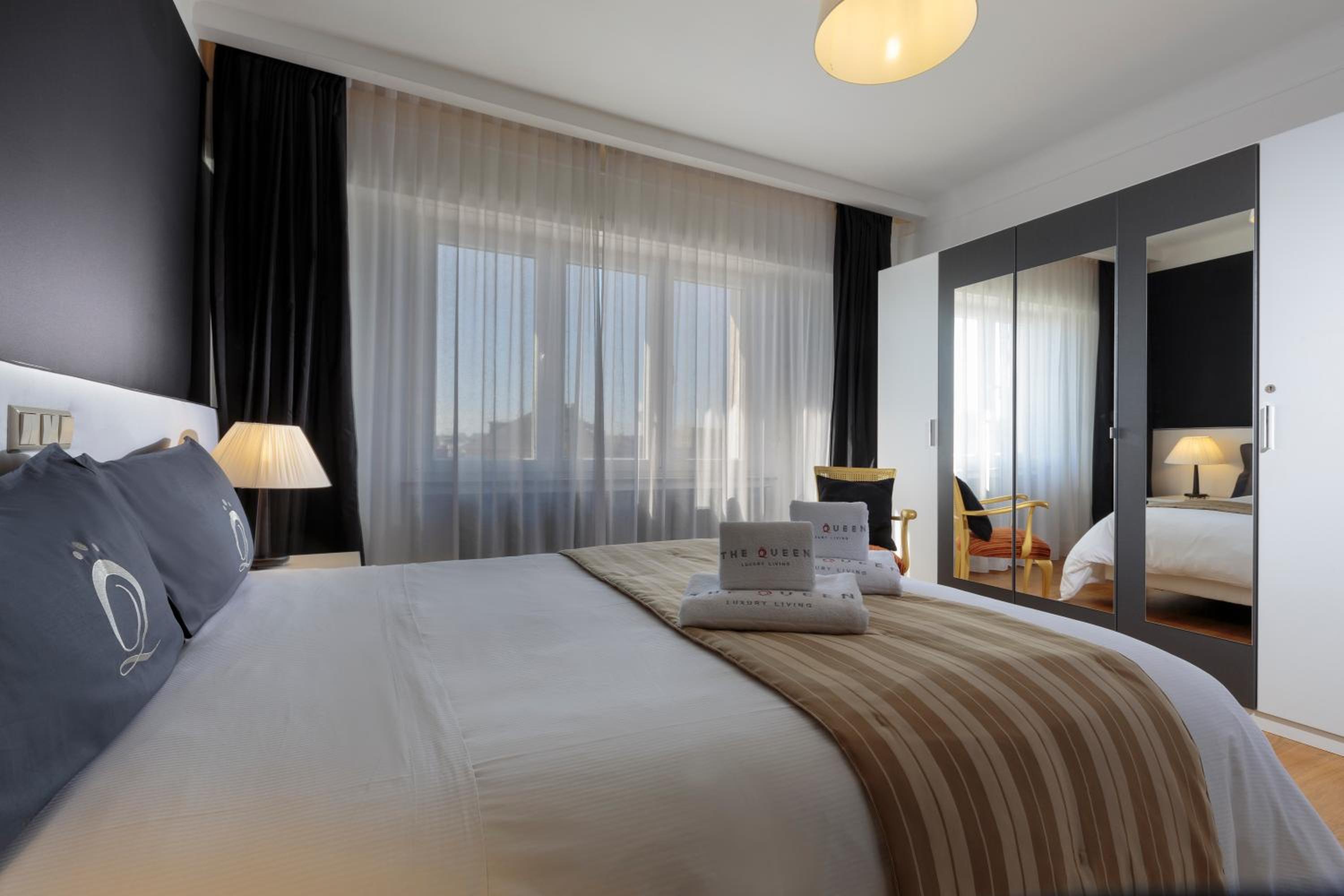 The Queen Luxury Apartments - Villa Giada