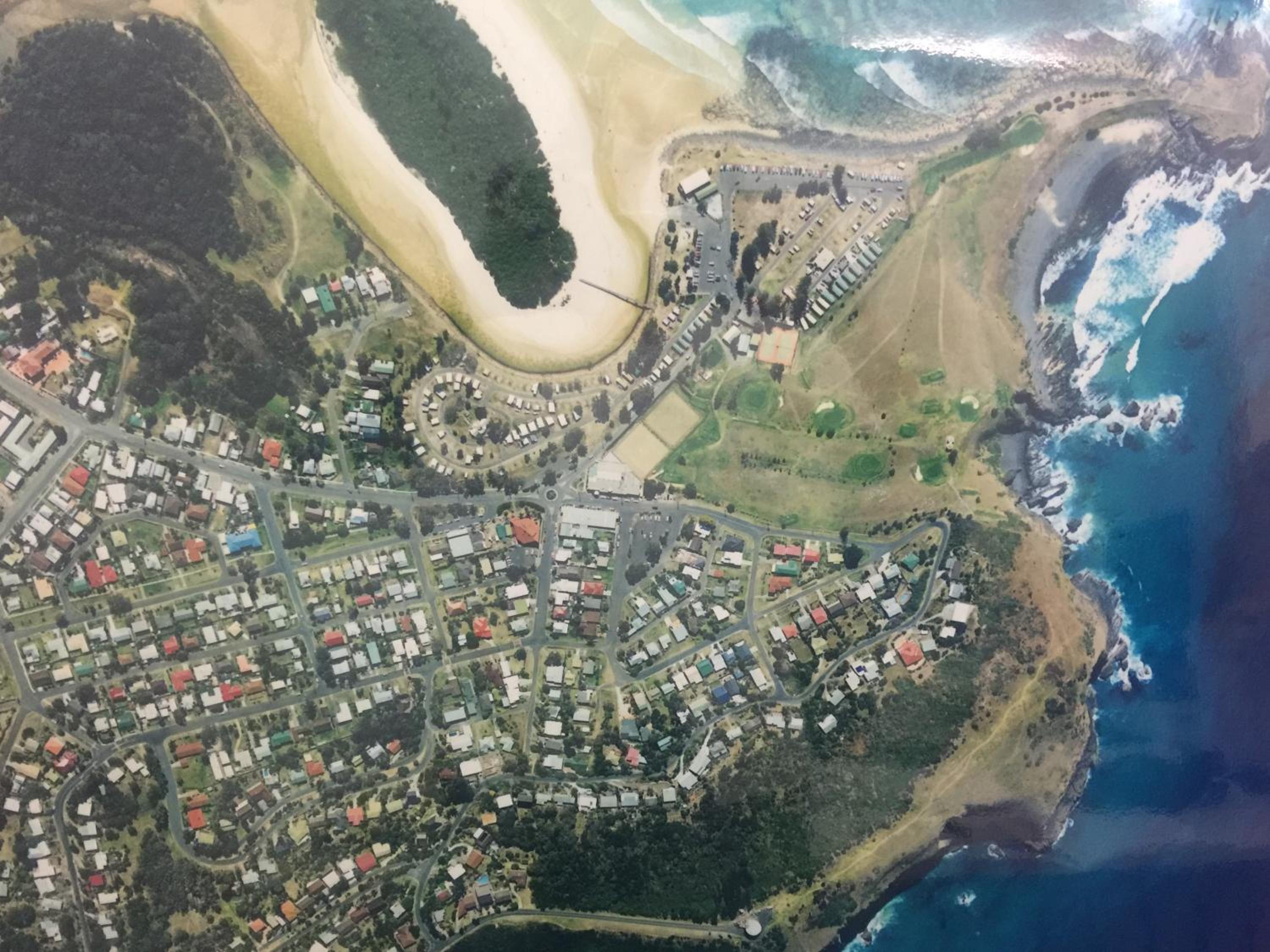 Beachfront 2 25 Willow Street