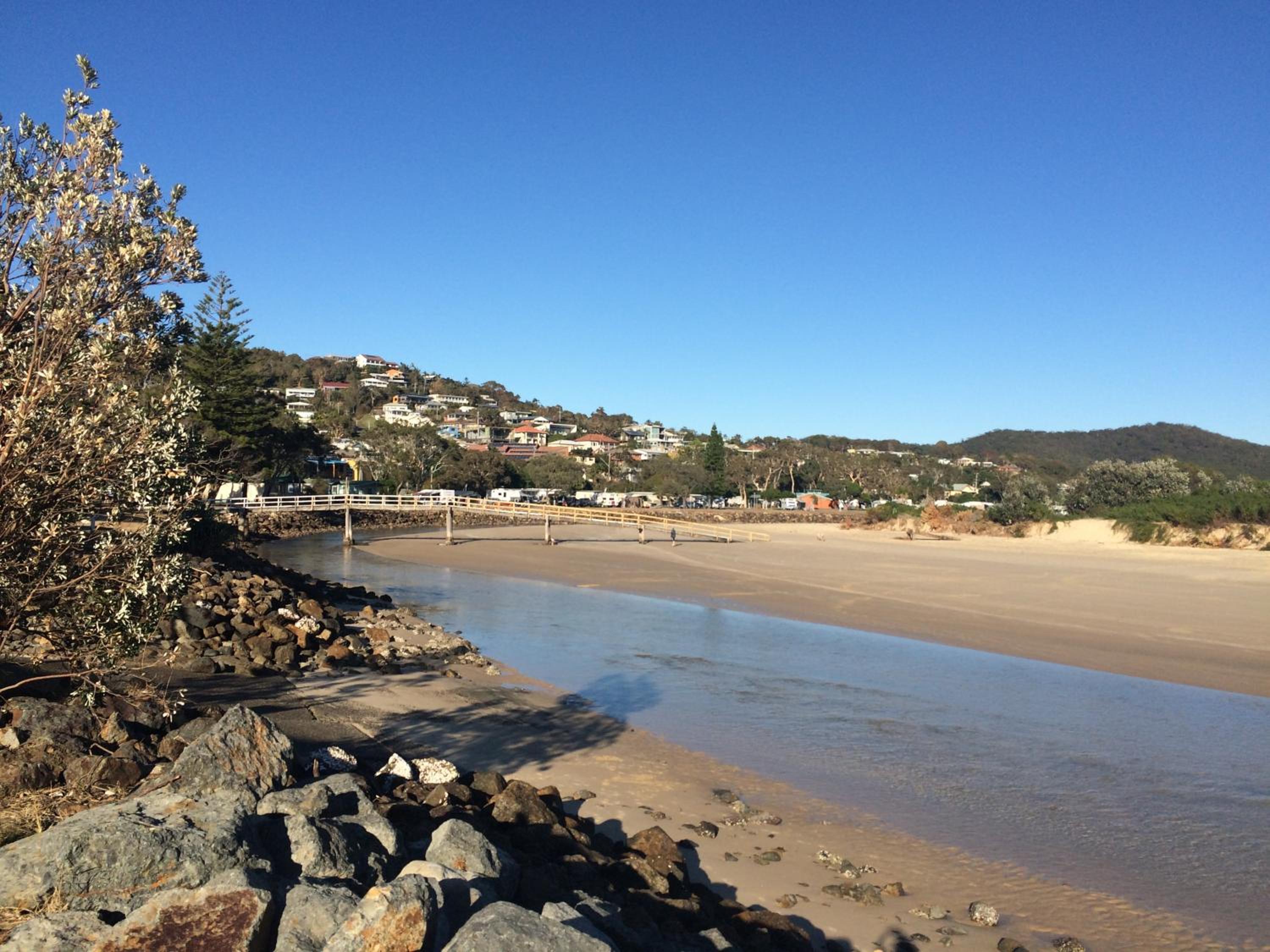 Beachfront 2 25 Willow Street