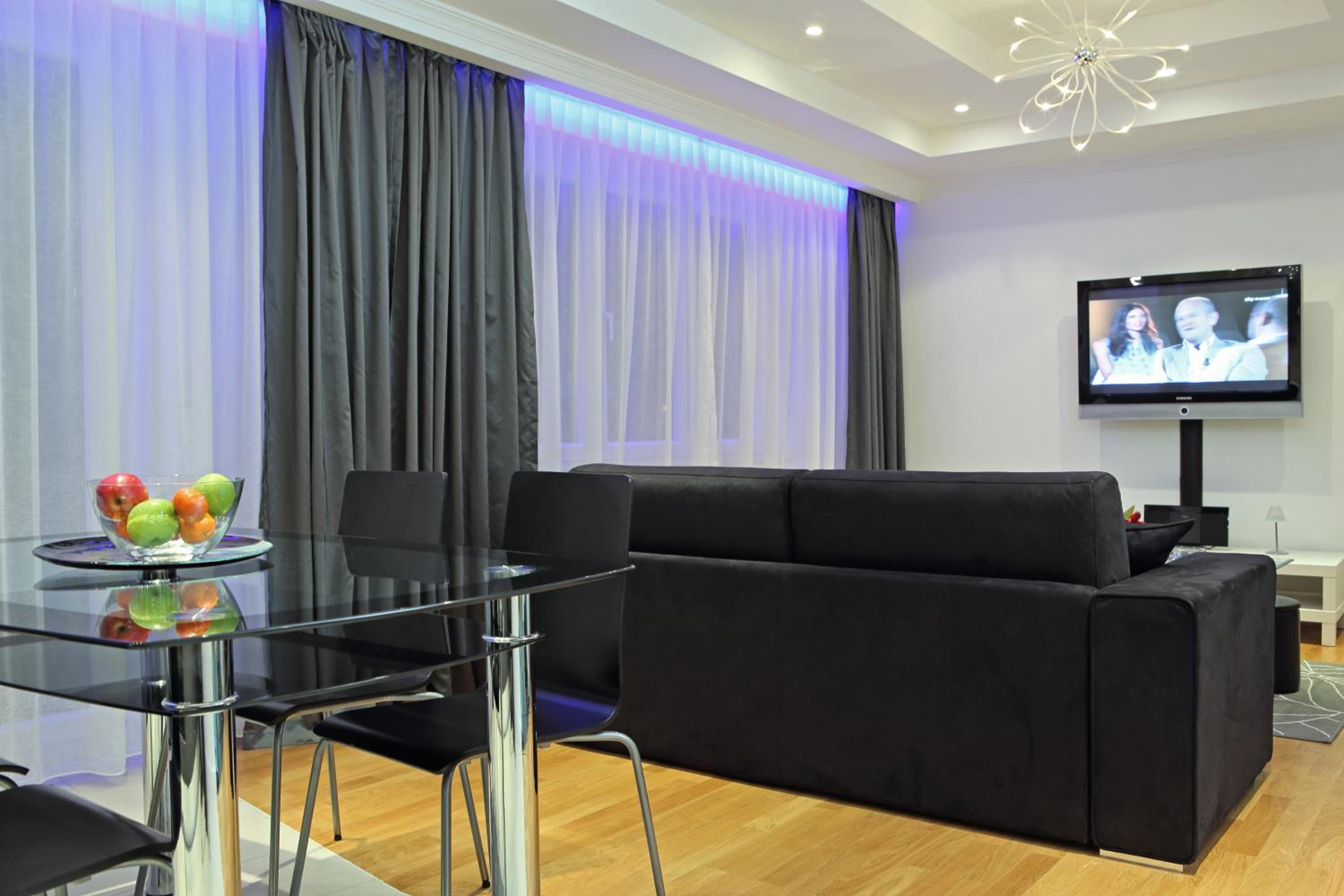 The Queen Luxury Apartments - Villa Giada