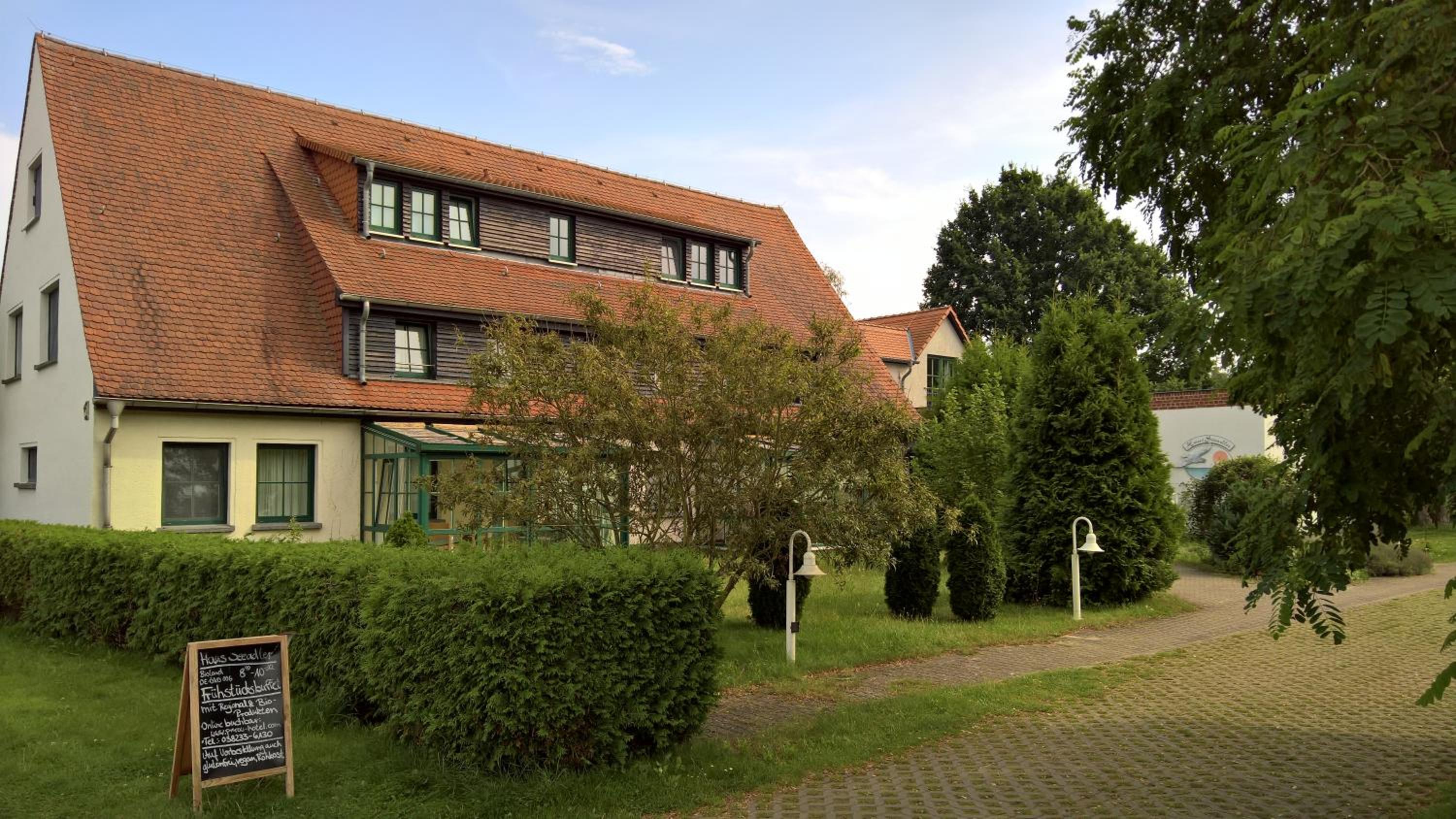 Photo 21