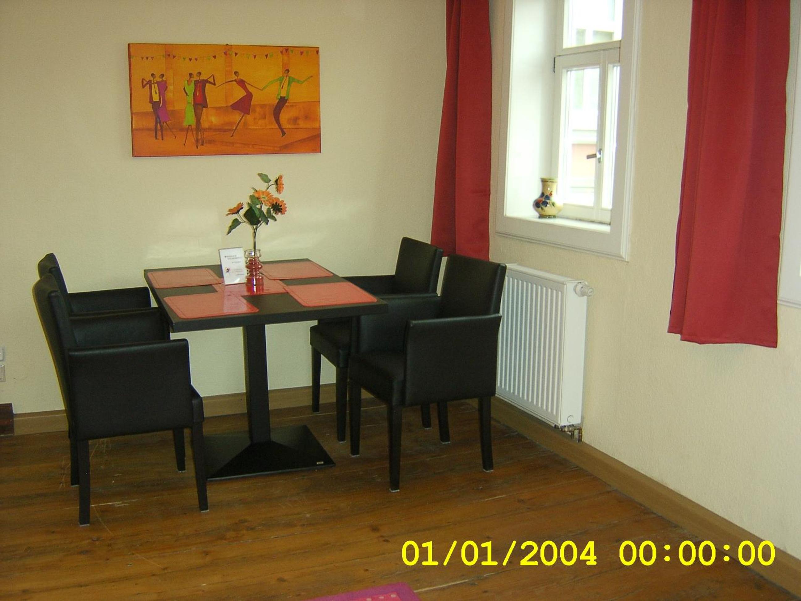 Photo 37