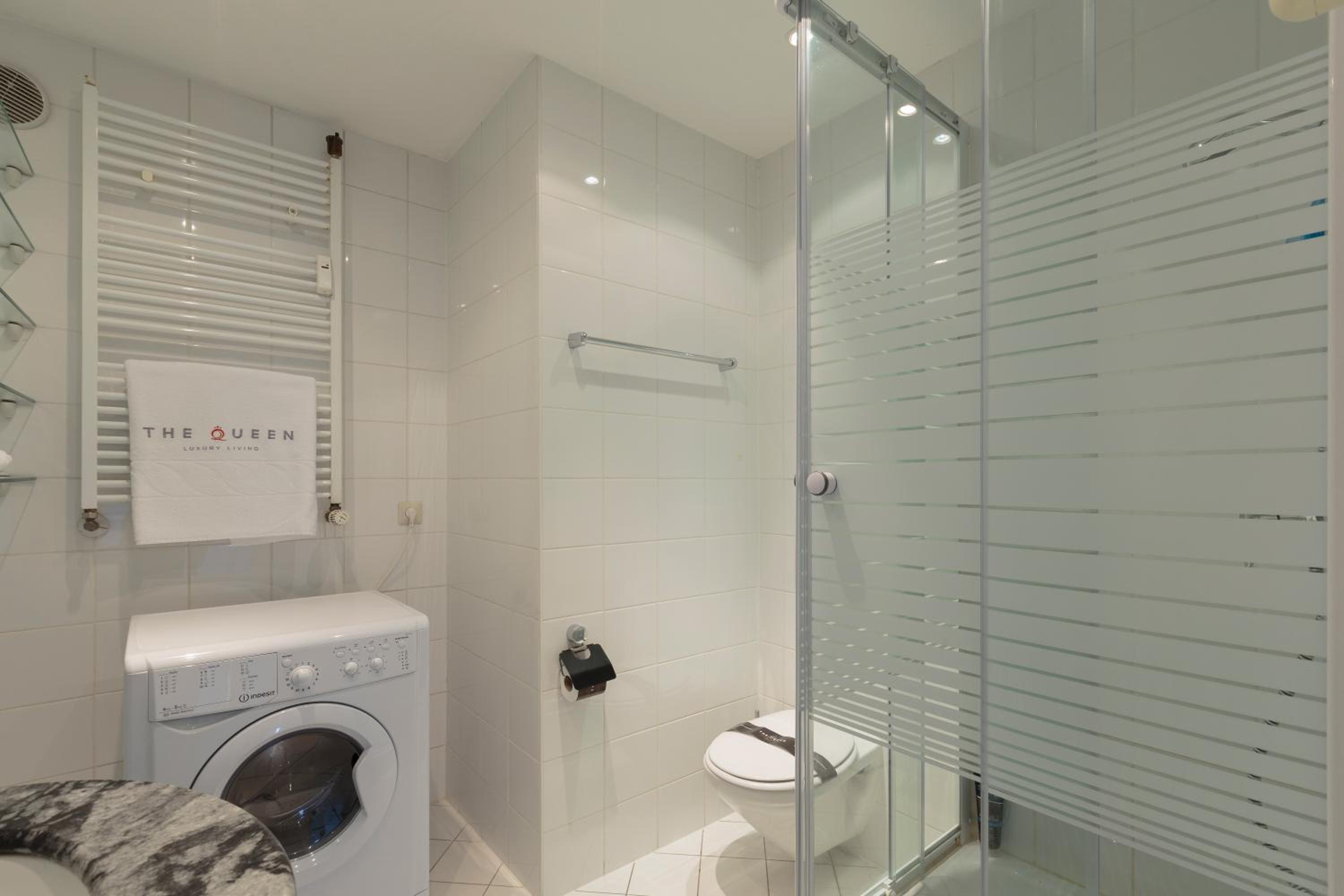 The Queen Luxury Apartments - Villa Medici