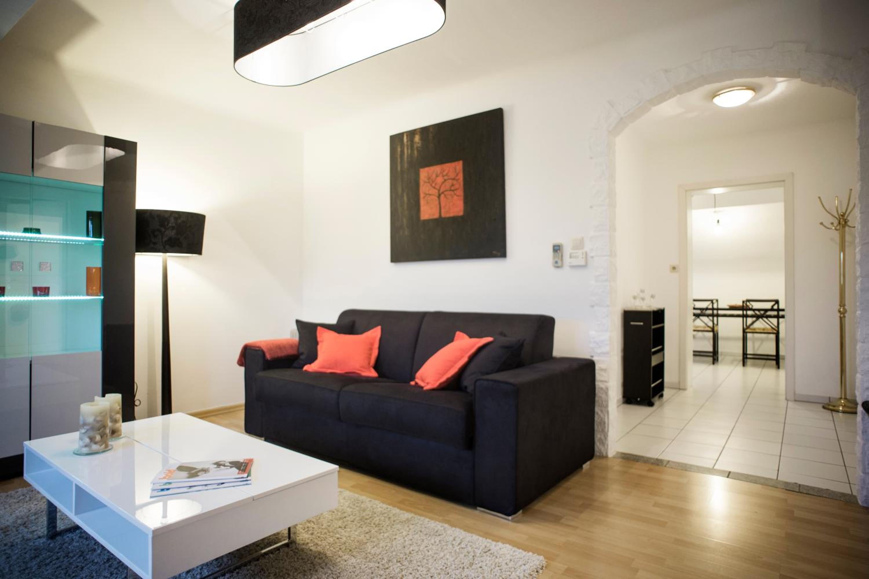 The Queen Luxury Apartments - Villa Medici