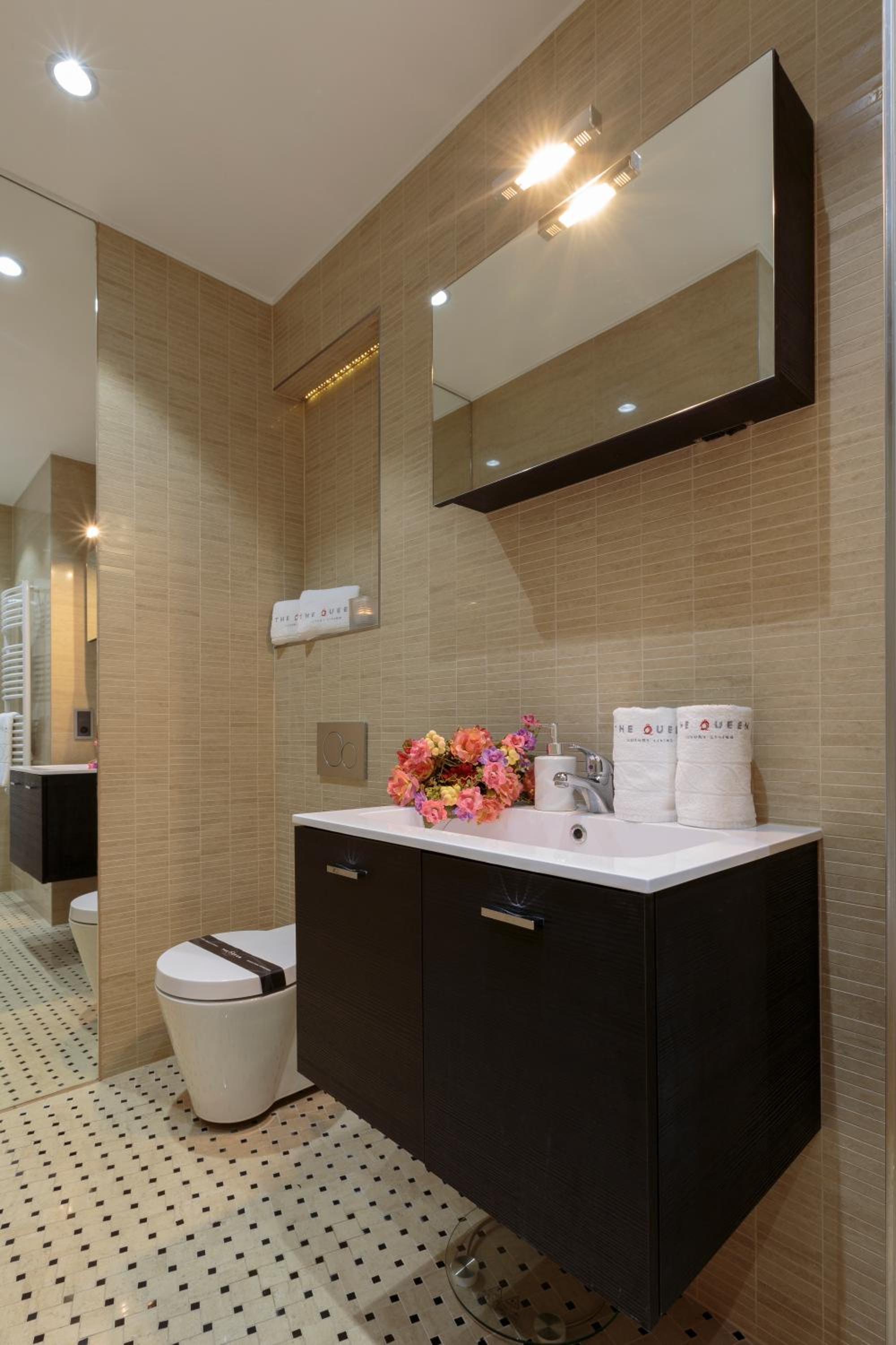 The Queen Luxury Apartments - Villa Medici