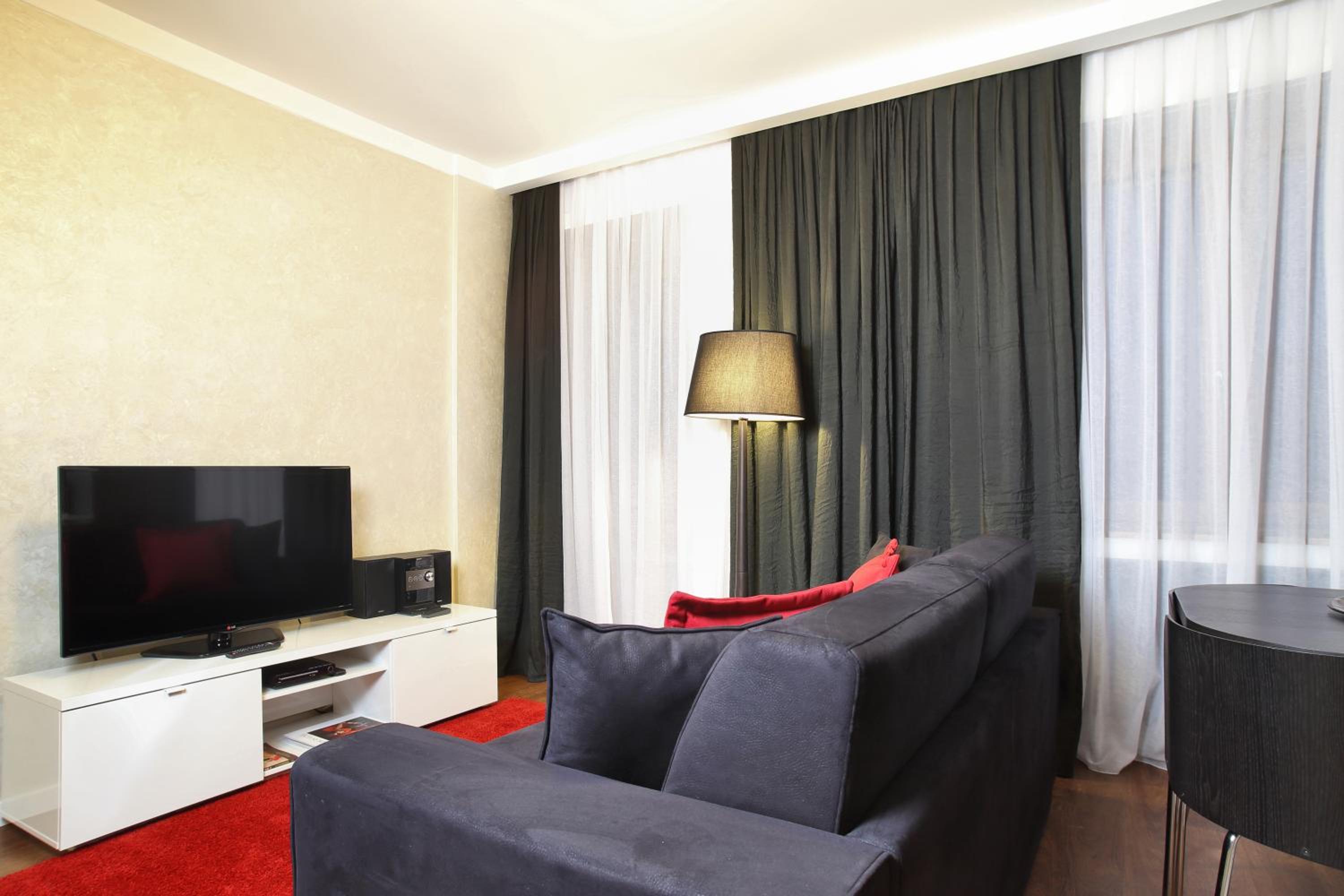 The Queen Luxury Apartments - Villa Medici